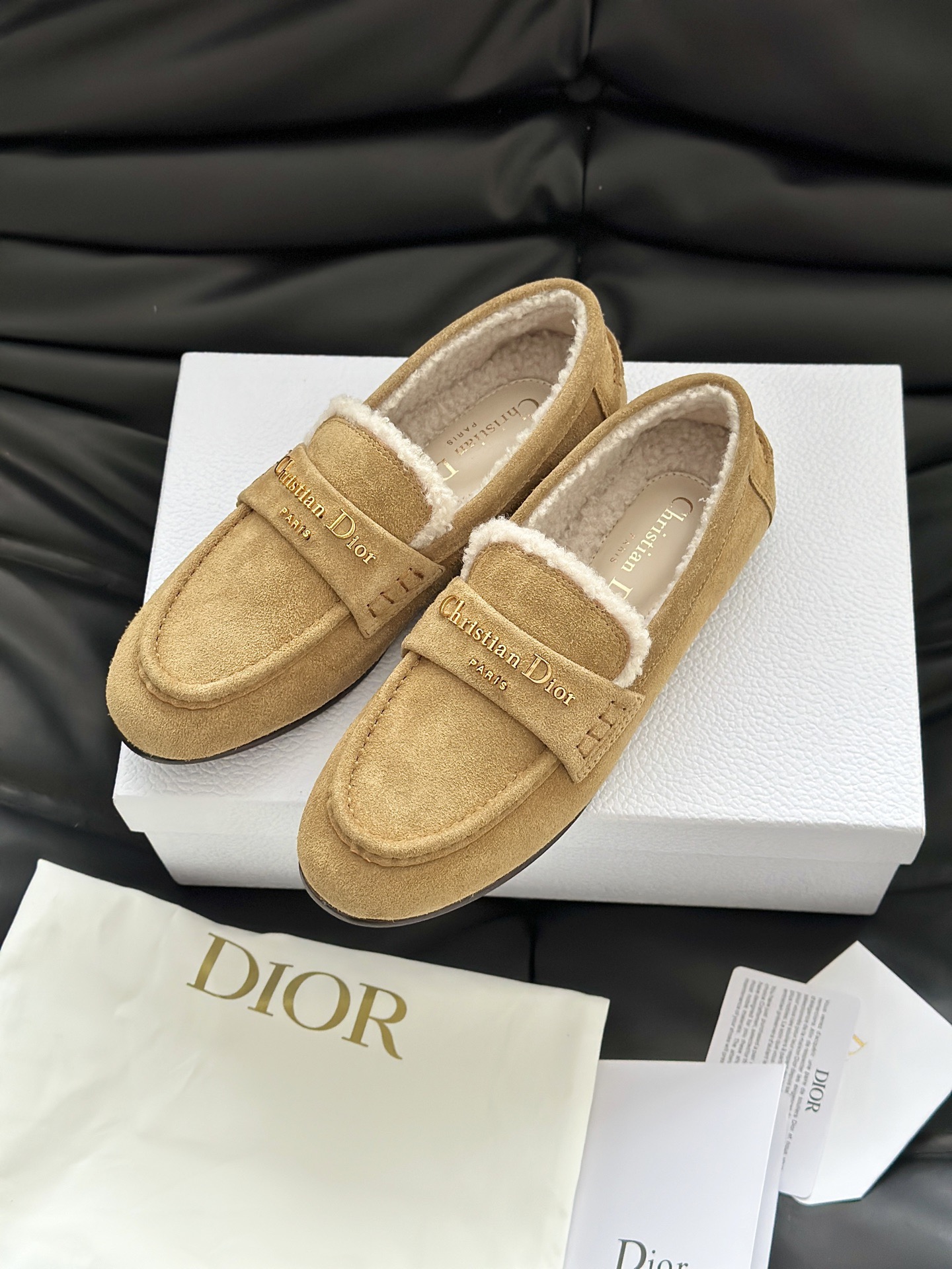 DIOR 디올 알프스 디올 보이 양털 로퍼 6