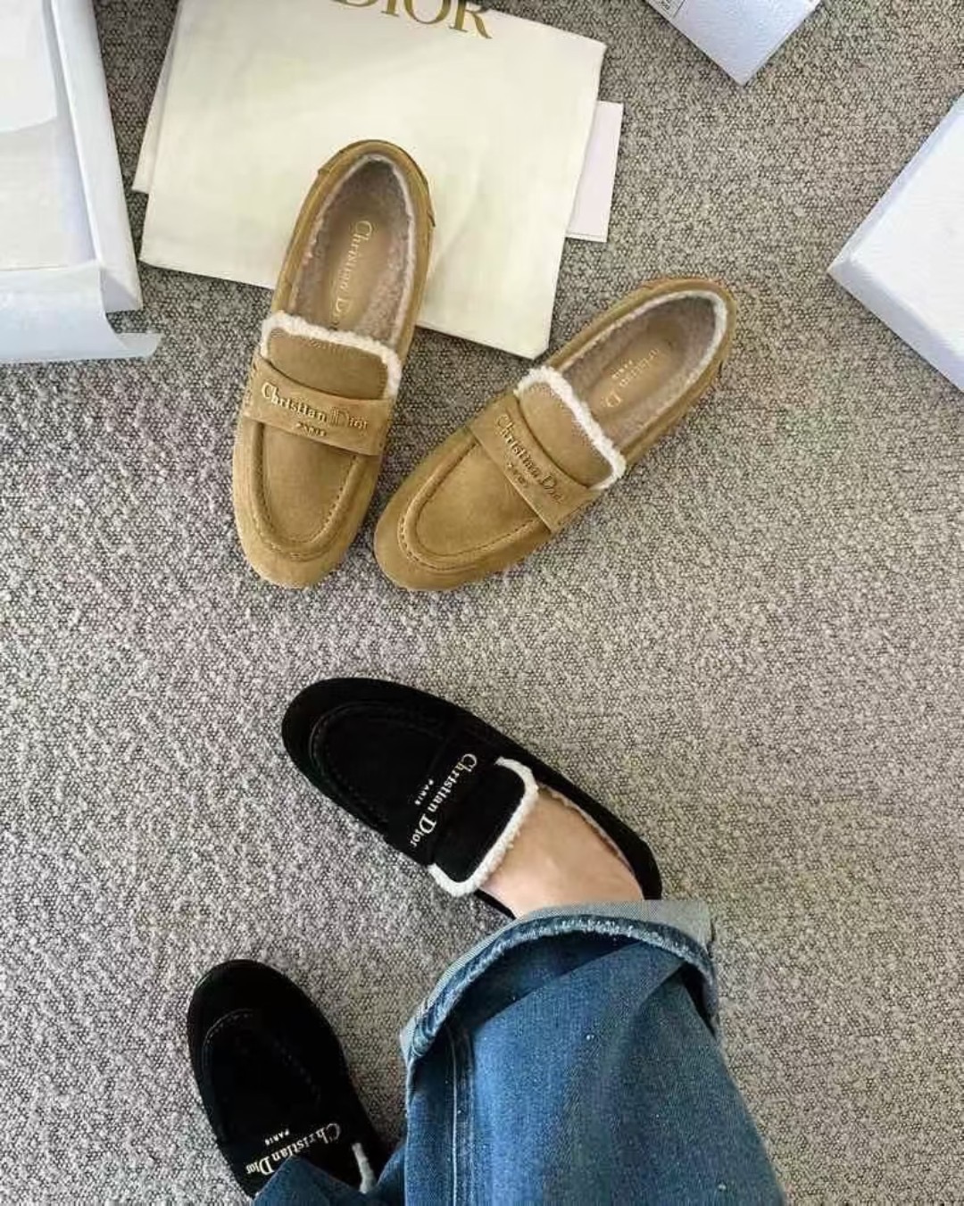 DIOR 디올 알프스 디올 보이 양털 로퍼 3