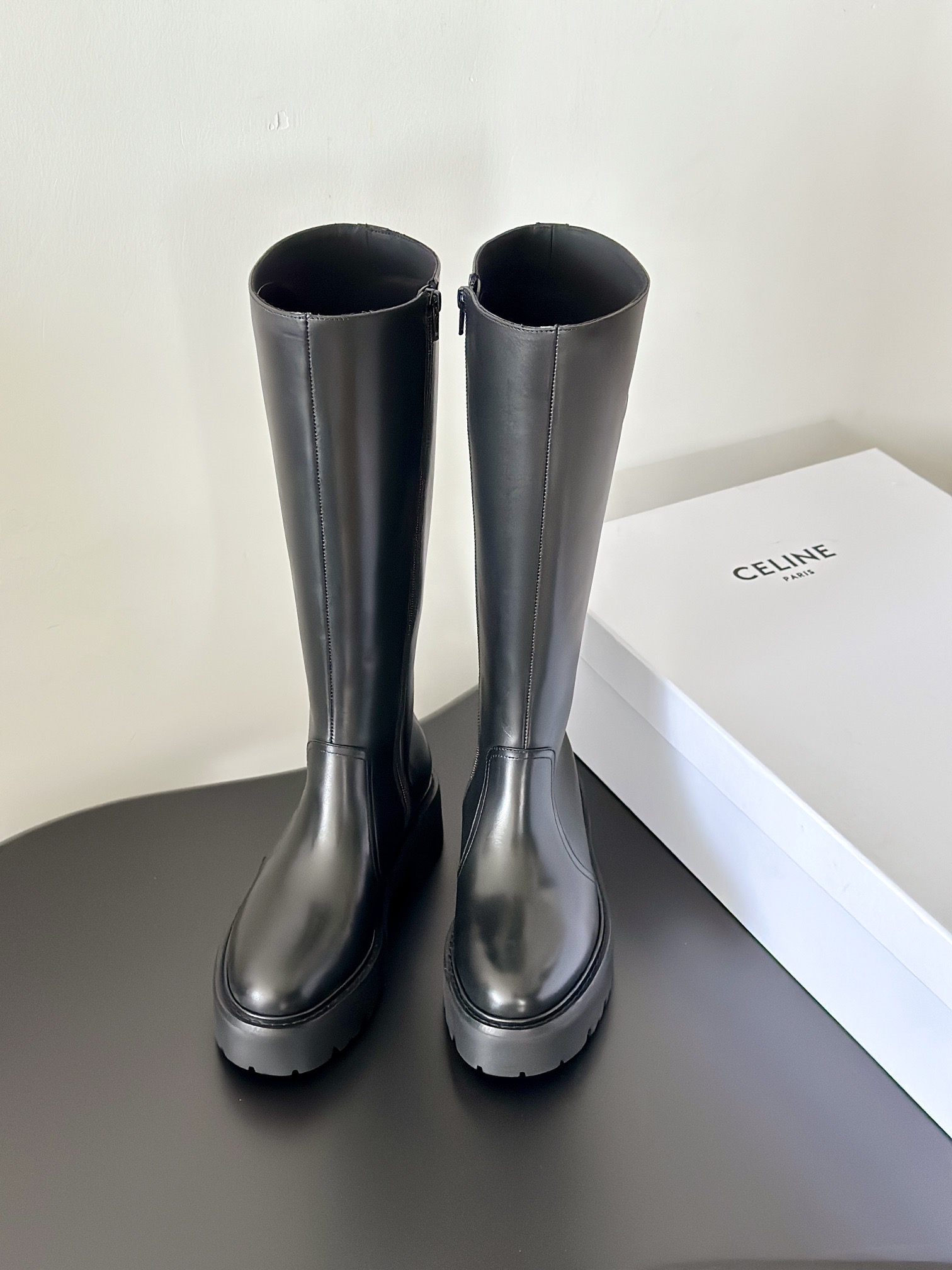 CELINE 셀린느 클래식 롱 부츠 블랙 6