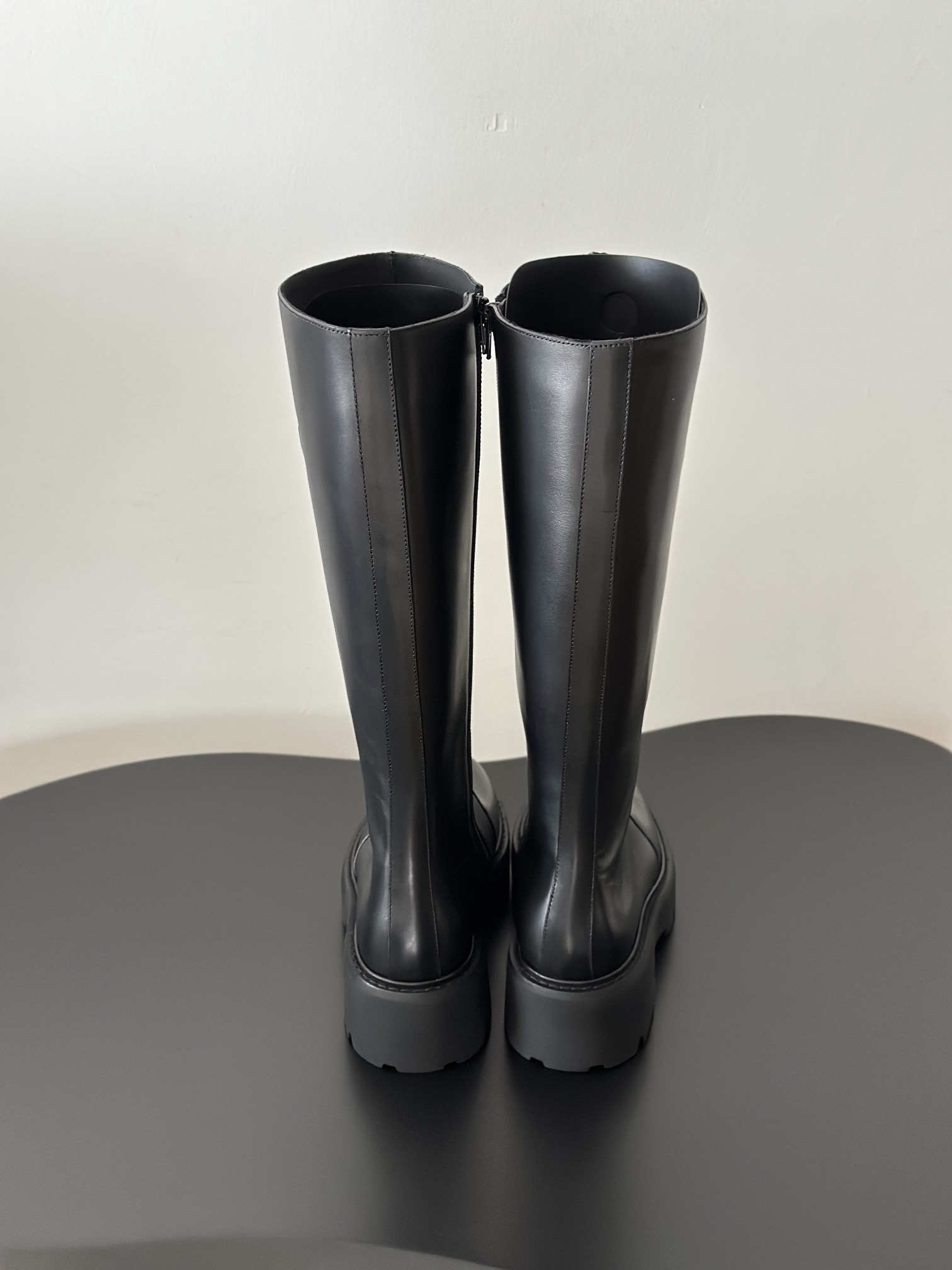 CELINE 셀린느 클래식 롱 부츠 블랙 8