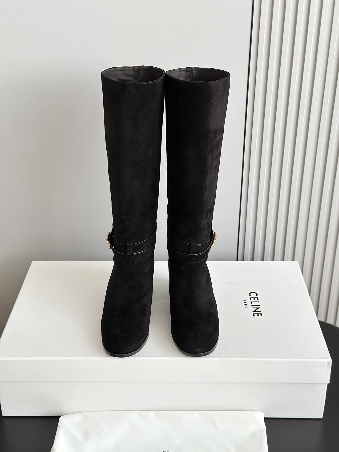 CELINE 셀린느 스웨이드 롱부츠 블랙 4