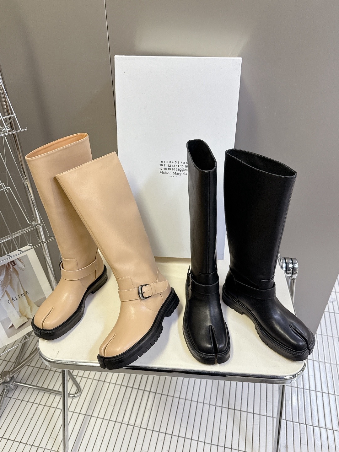 MAISON MARGIELA 마르지엘라 MM6 타비 부츠 블랙 1