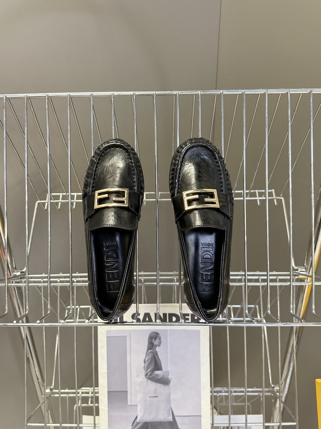 FENDI 펜디 FF 로고 로퍼 블랙 9