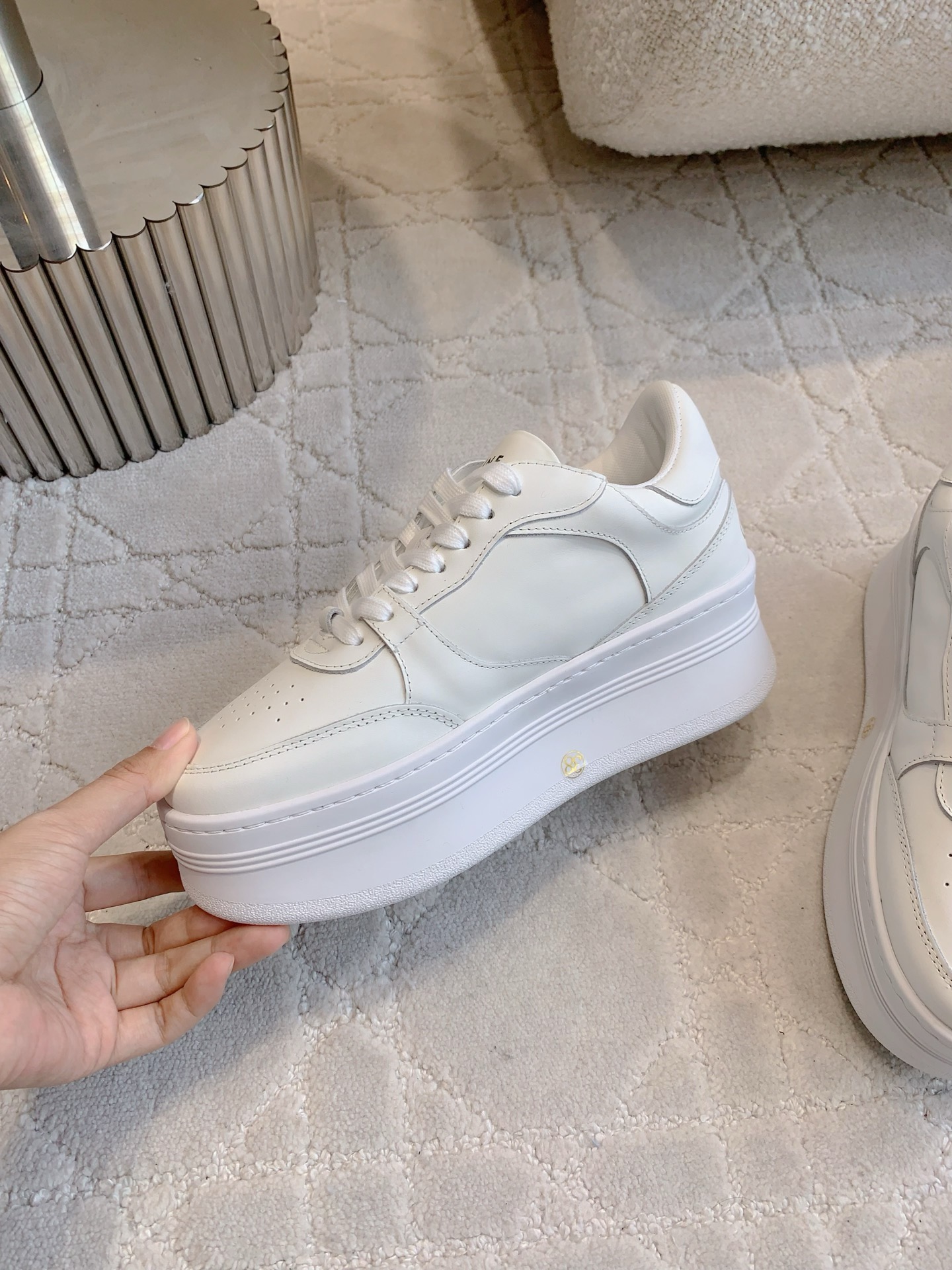 CELINE 셀린느 키높이 스니커즈 화이트 7