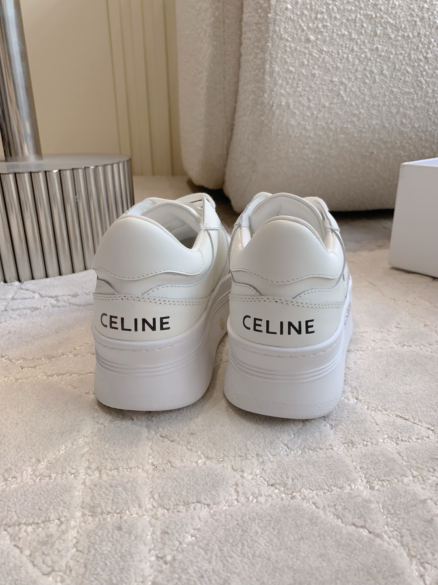 CELINE 셀린느 키높이 스니커즈 화이트 8