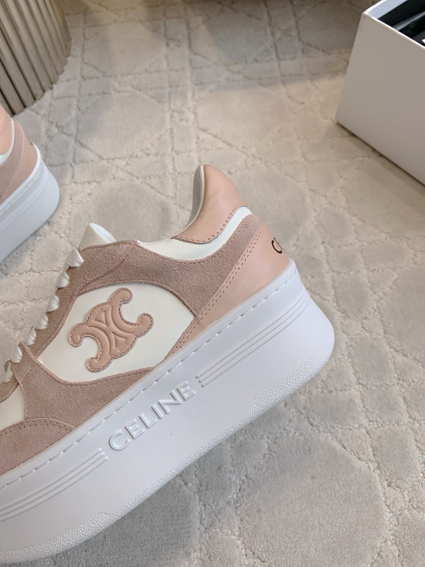 CELINE 셀린느 키높이 스니커즈 화이트 9