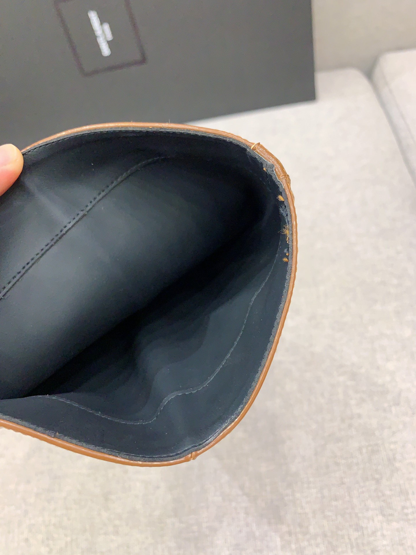 SAINT LAURENT 생로랑 포인티드 토 하이힐 부츠 블랙 10