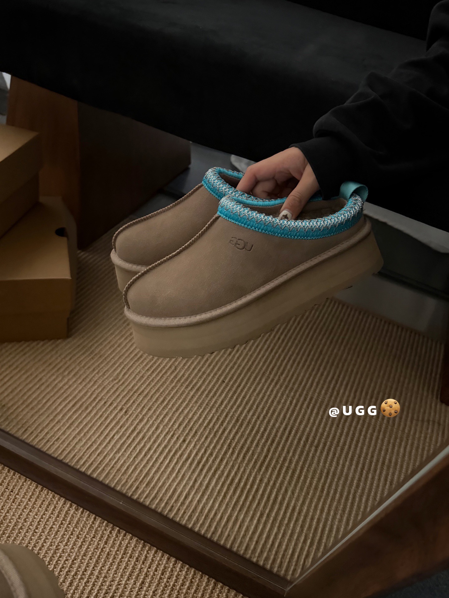 UGG 어그 양털 슬립온 브라운 7