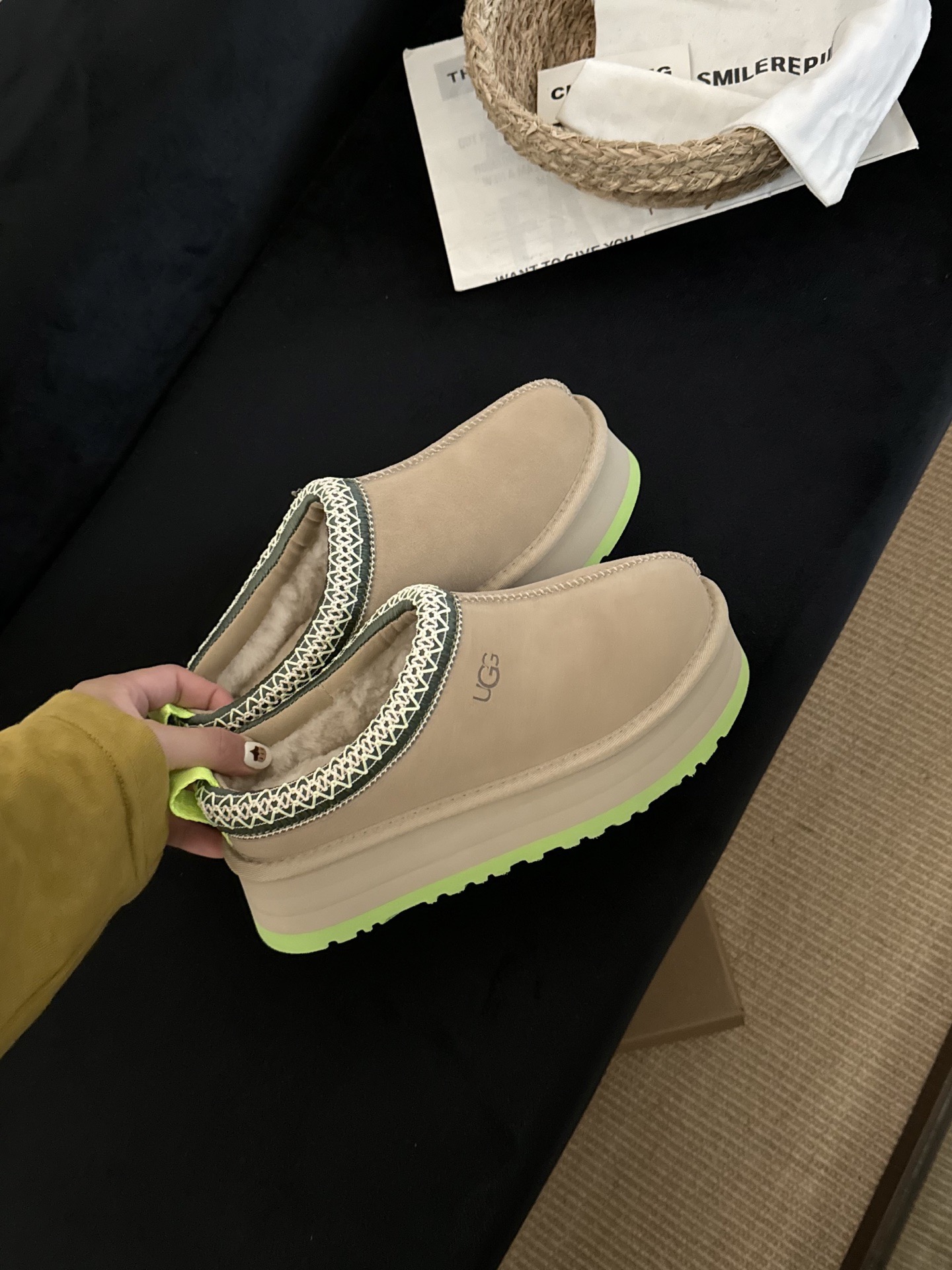 UGG 어그 양털 슬립온 브라운 3