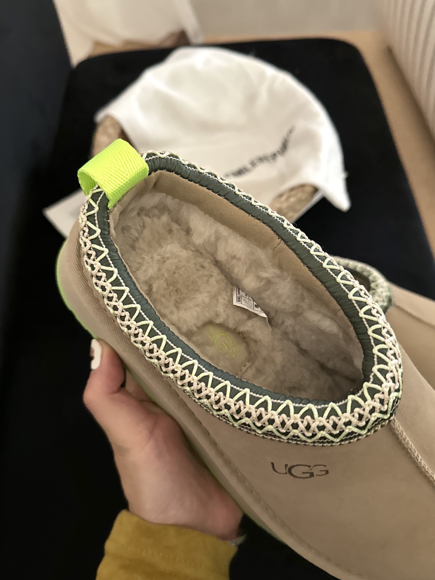 UGG 어그 양털 슬립온 브라운 8