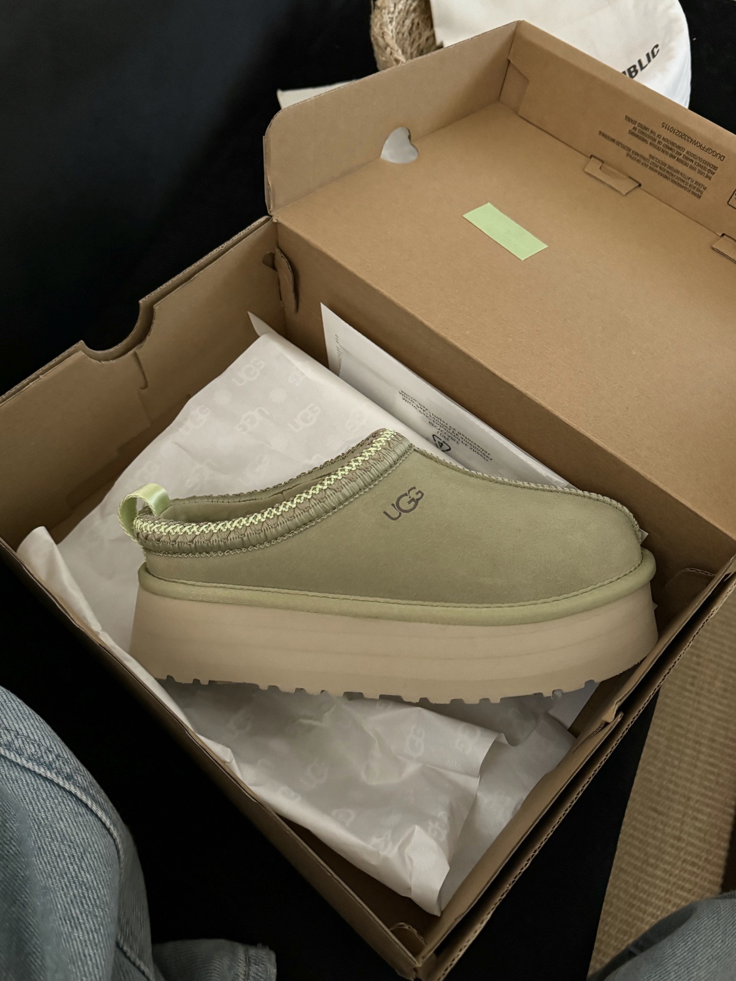 UGG 어그 양털 슬립온 브라운 8