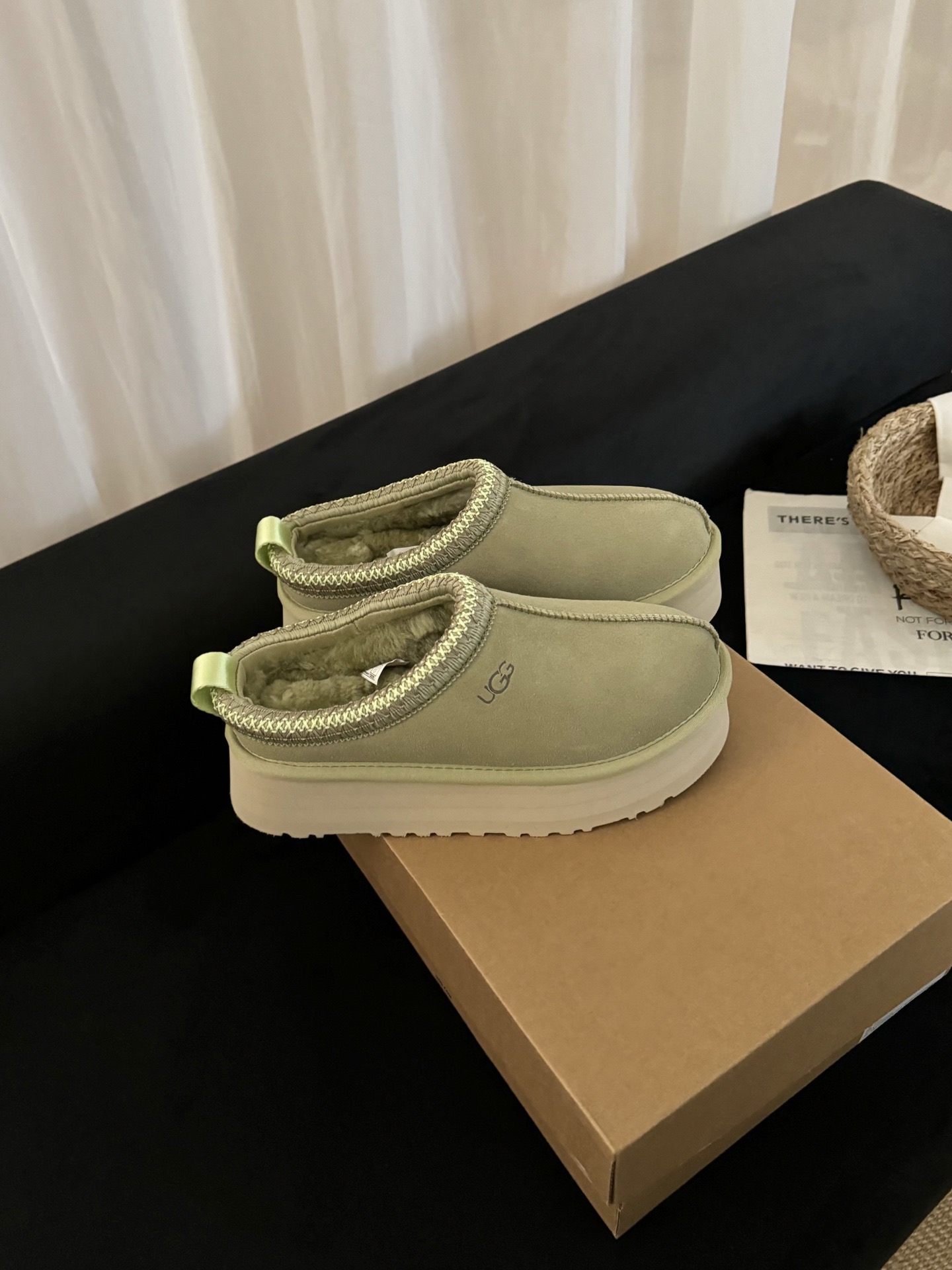 UGG 어그 양털 슬립온 브라운 10