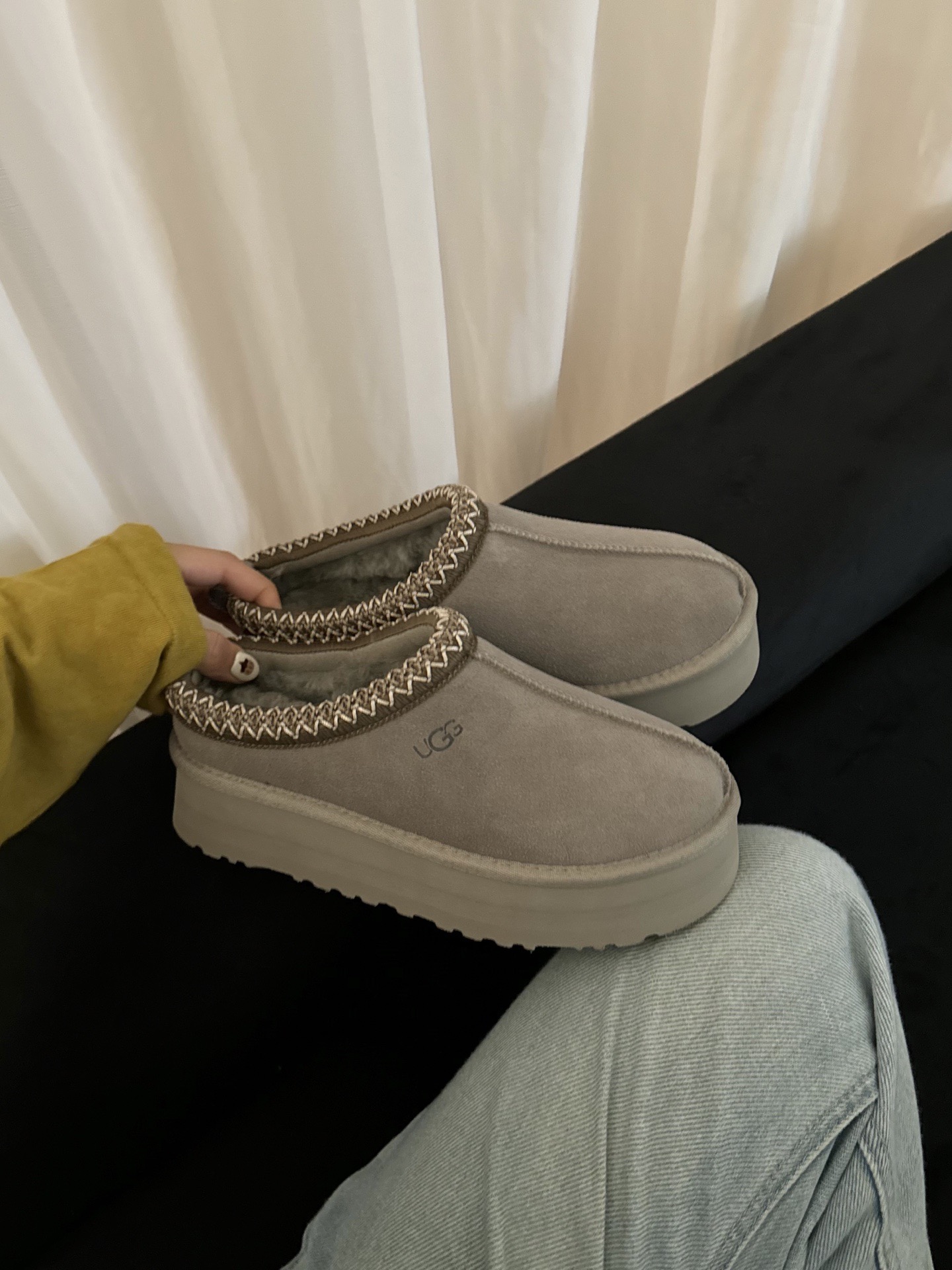 UGG 어그 양털 슬립온 베이지 7