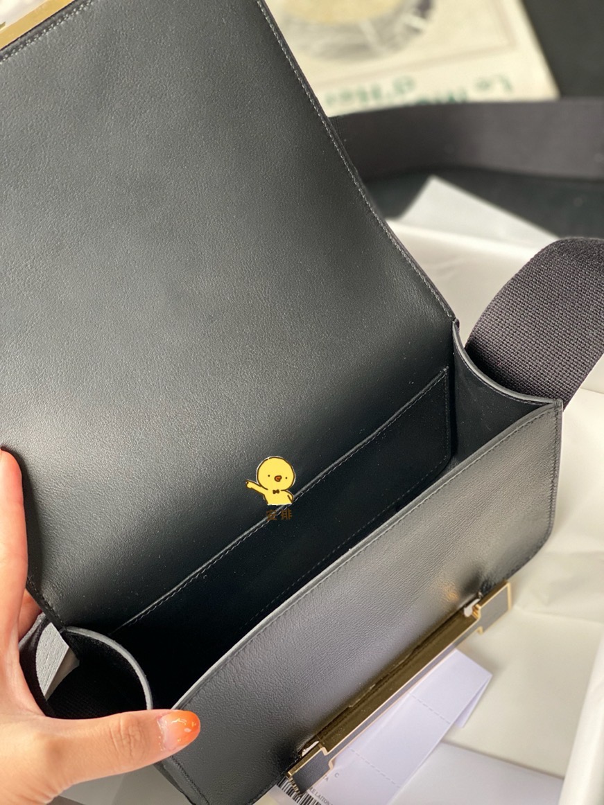 Hermes 에르메스 GetaBag 게타백 크로스백 20cm 9