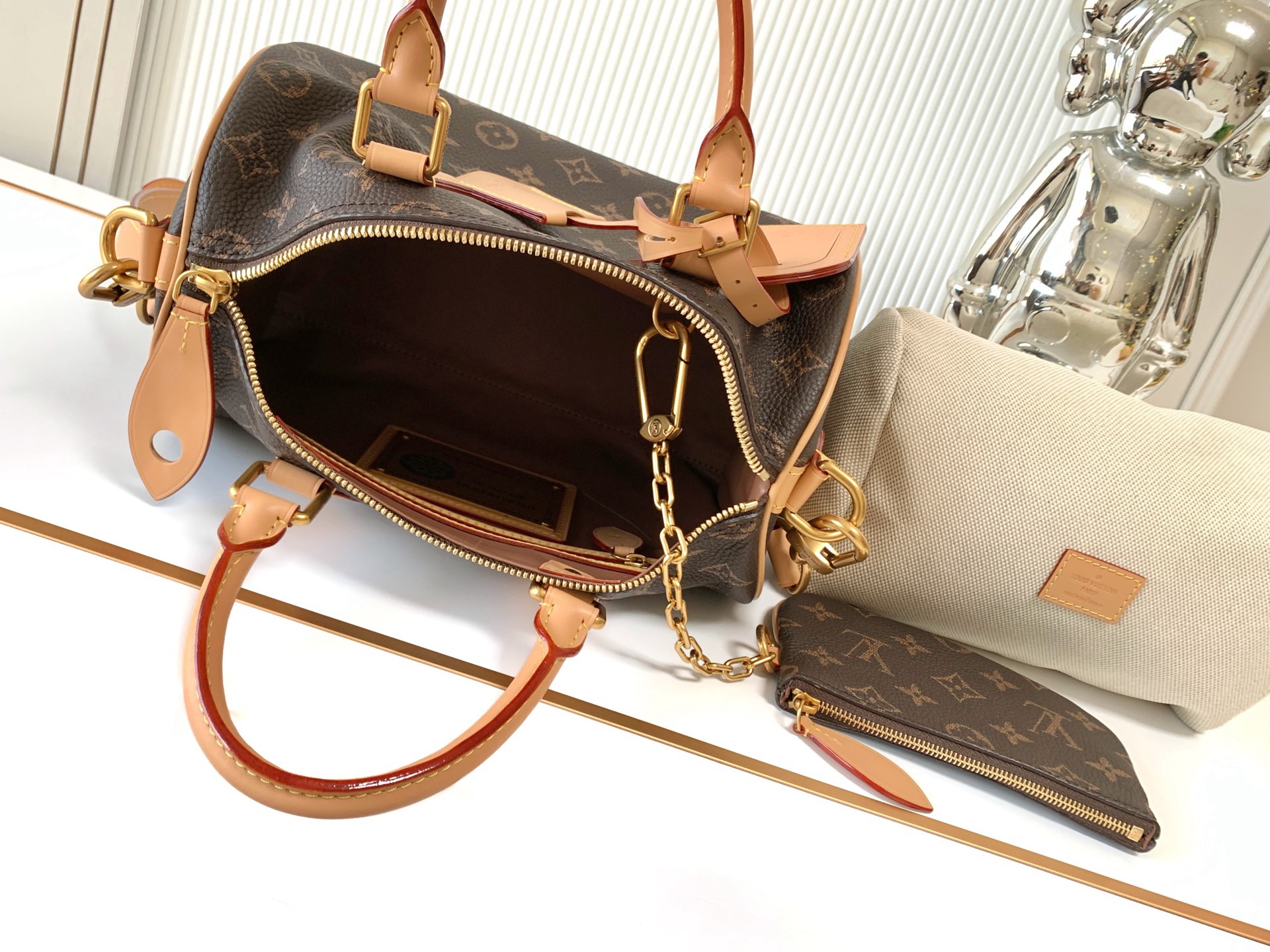 Louis Vuitton 루이비통 Speedy Bandoulière 25 토트백 M24443 12