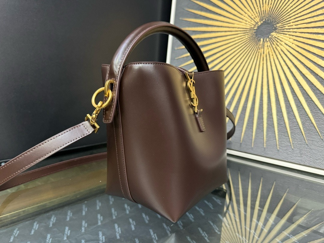 Saint Laurent 생로랑 LEO 37 스몰  버킷백 749036 2