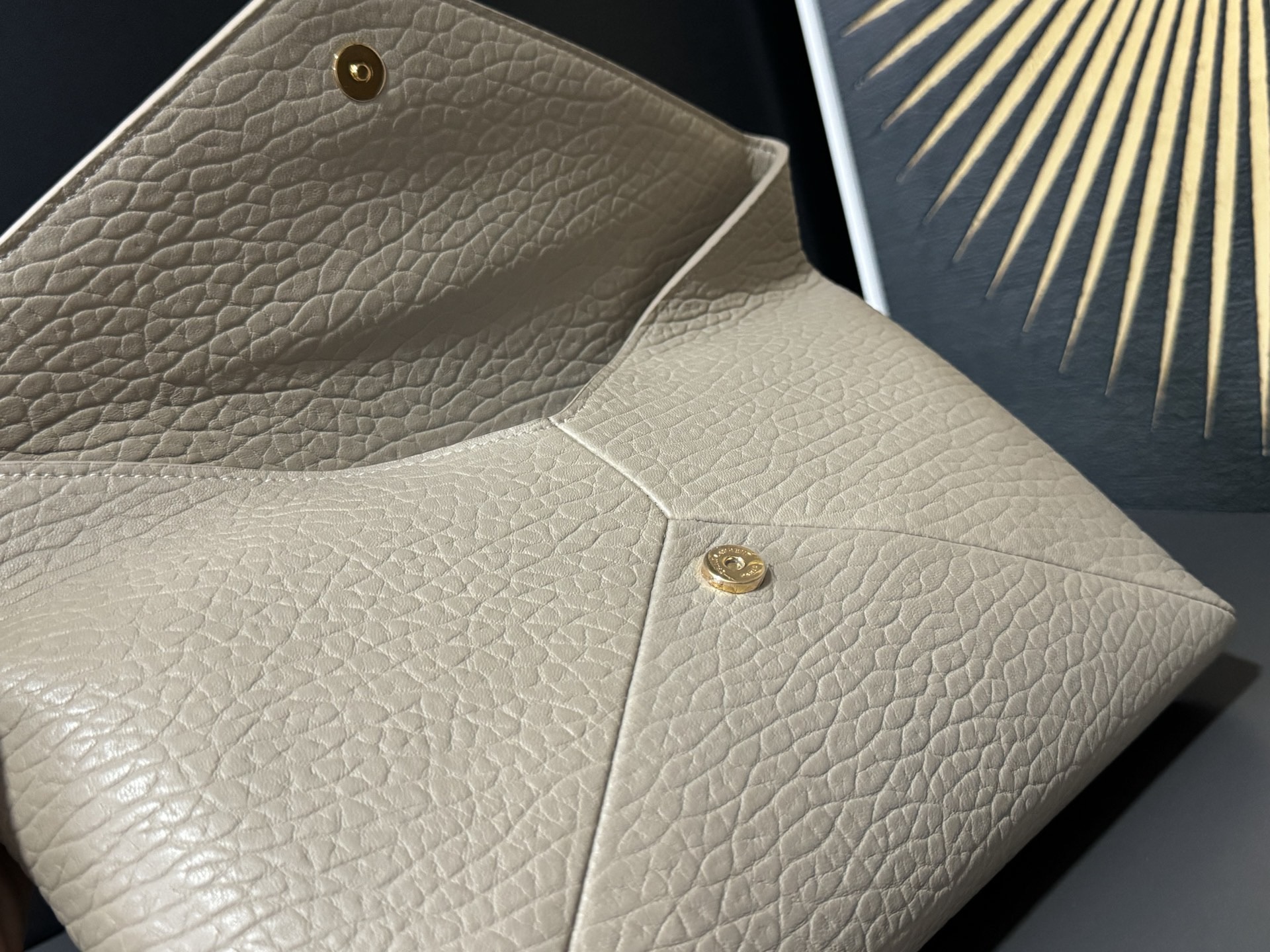 Saint Laurent Cassandre 생로랑 스웨이드 라지 엔벨로프 클러치/파우치백 5