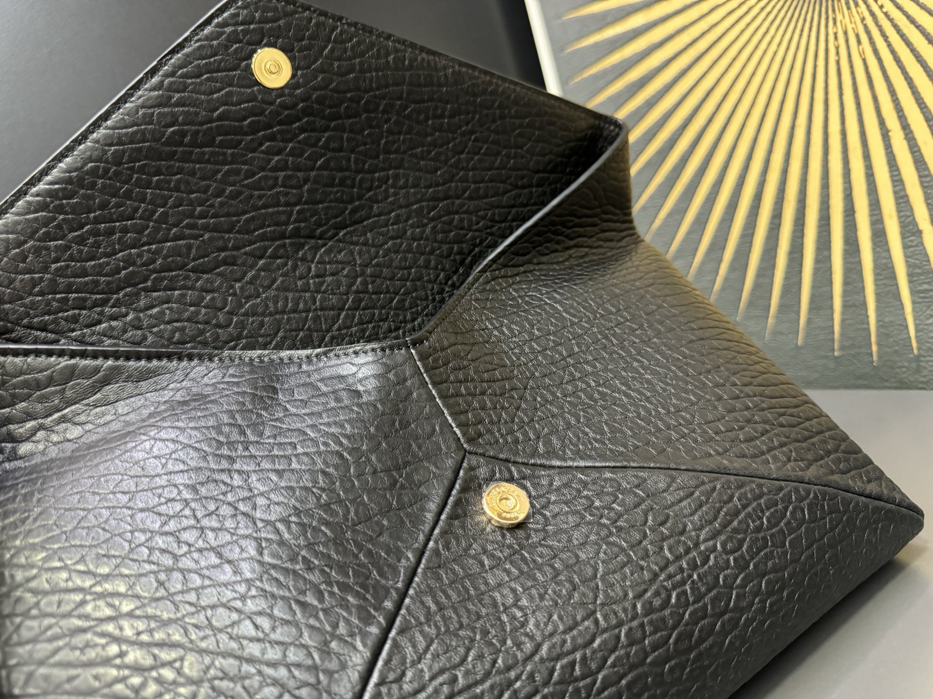 Saint Laurent Cassandre 생로랑 스웨이드 라지 엔벨로프 클러치/파우치백 9