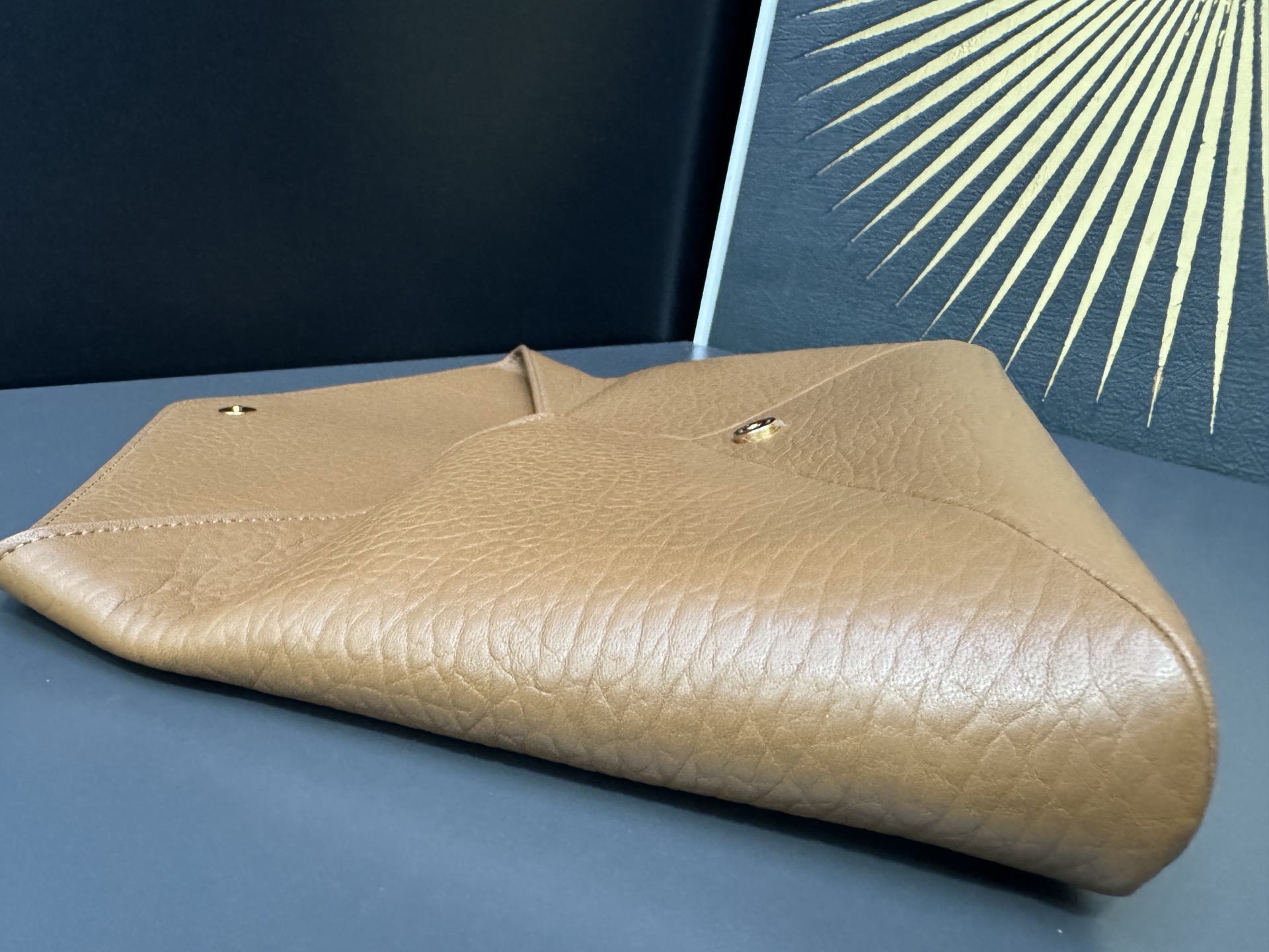 Saint Laurent Cassandre 생로랑 스웨이드 라지 엔벨로프 클러치/파우치백 8