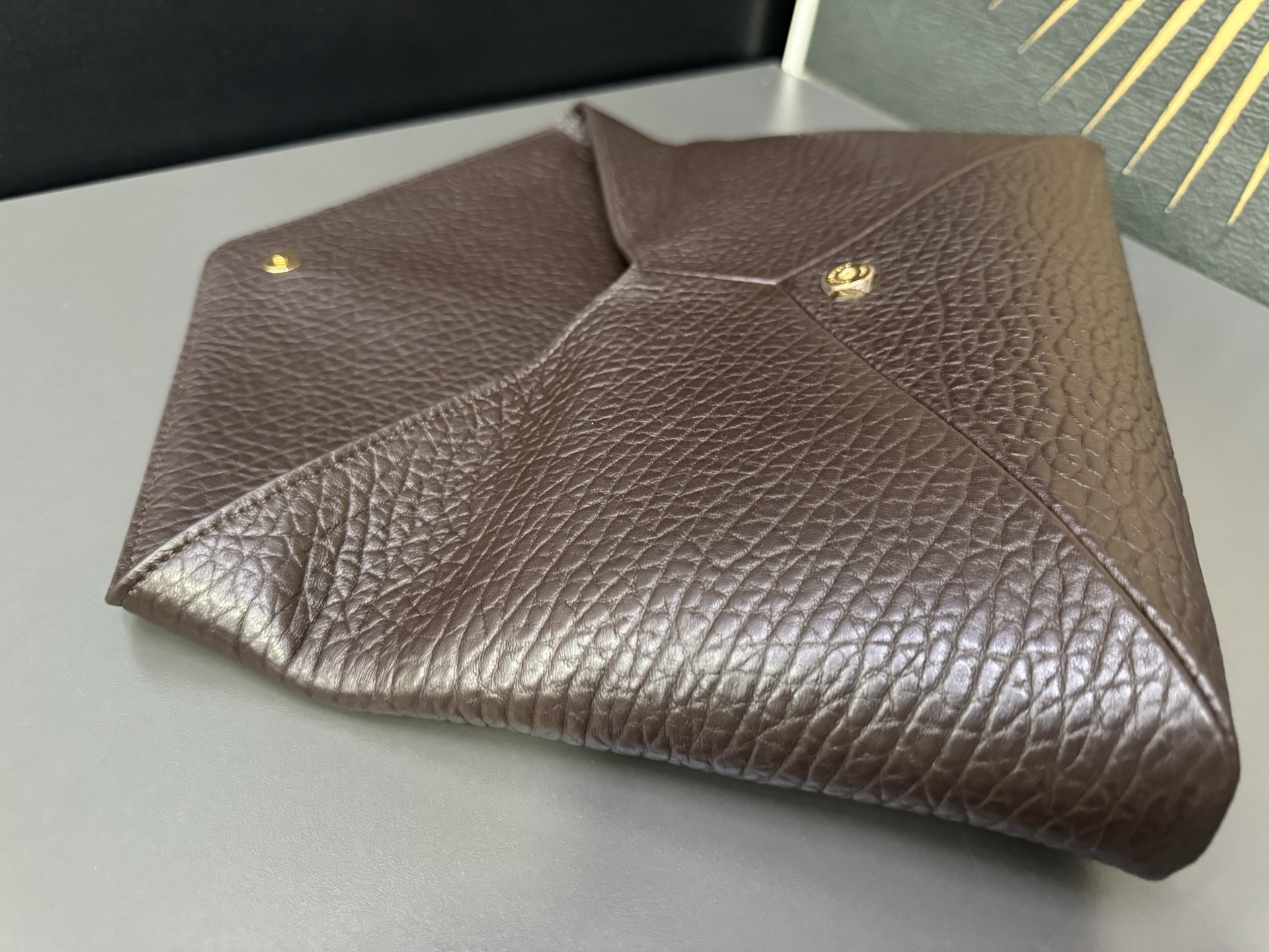 Saint Laurent Cassandre 생로랑 스웨이드 라지 엔벨로프 클러치/파우치백 9