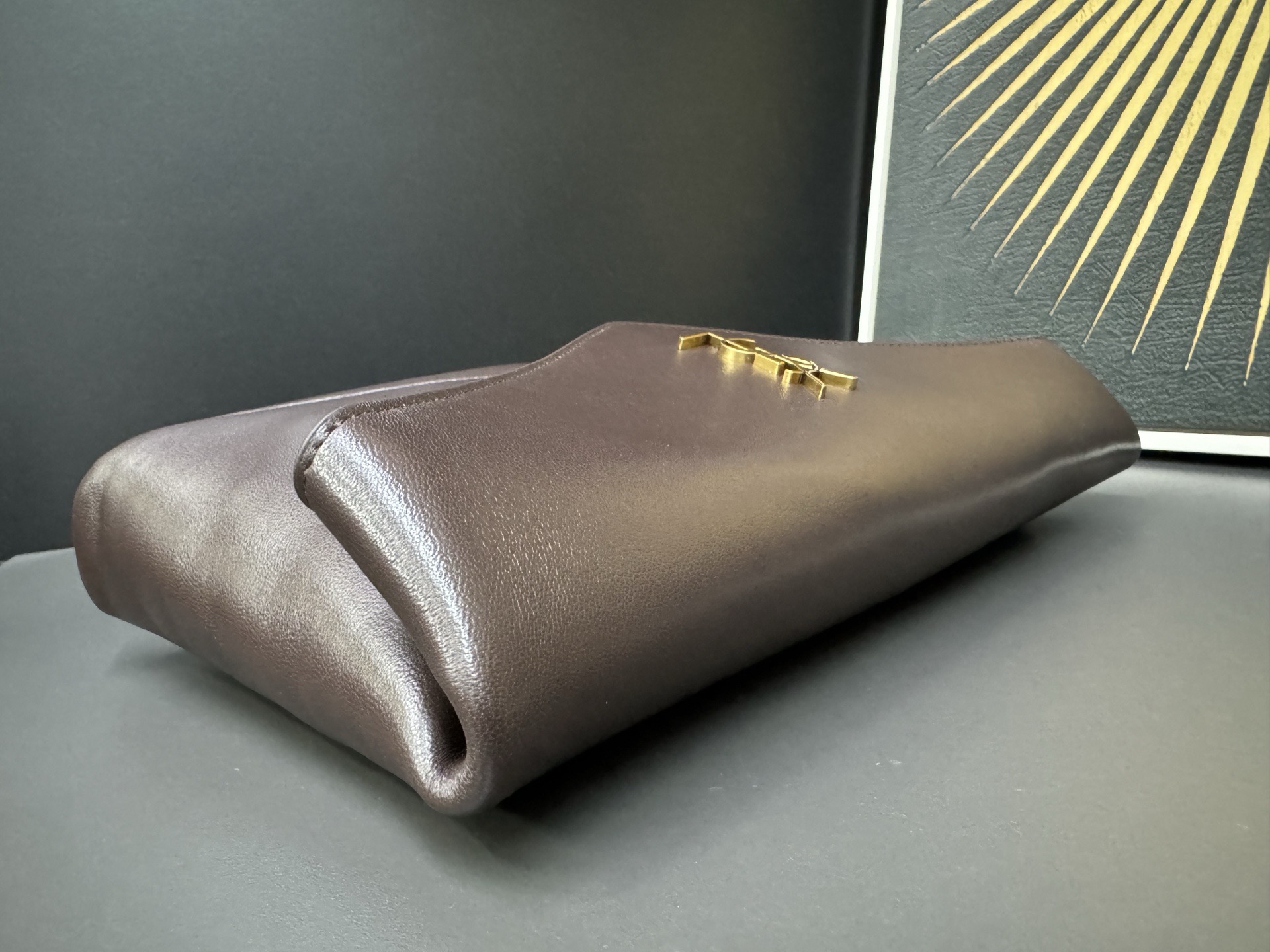 Saint Laurent Cassandre 생로랑 스웨이드 라지 엔벨로프 클러치/파우치백 4