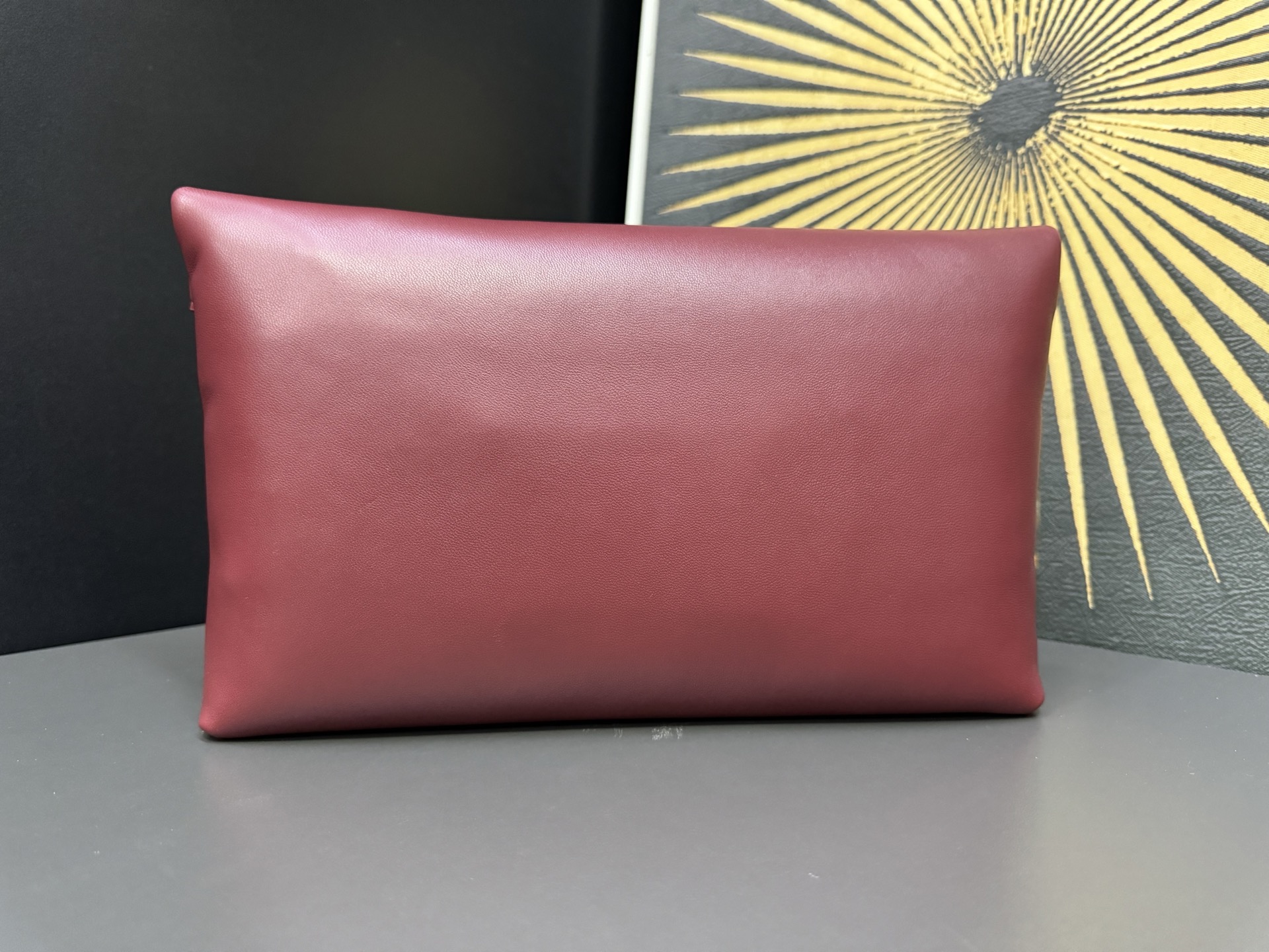 Saint Laurent Cassandre 생로랑 스웨이드 라지 엔벨로프 클러치/파우치백 3