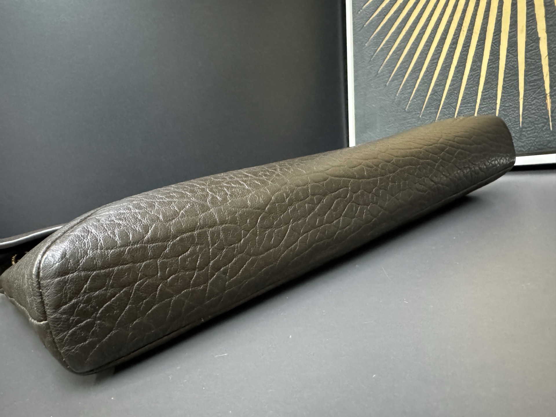 Saint Laurent Cassandra 생로랑 엑스트라 라지 엔벨로프 스타일 숄더/클러치 백 4