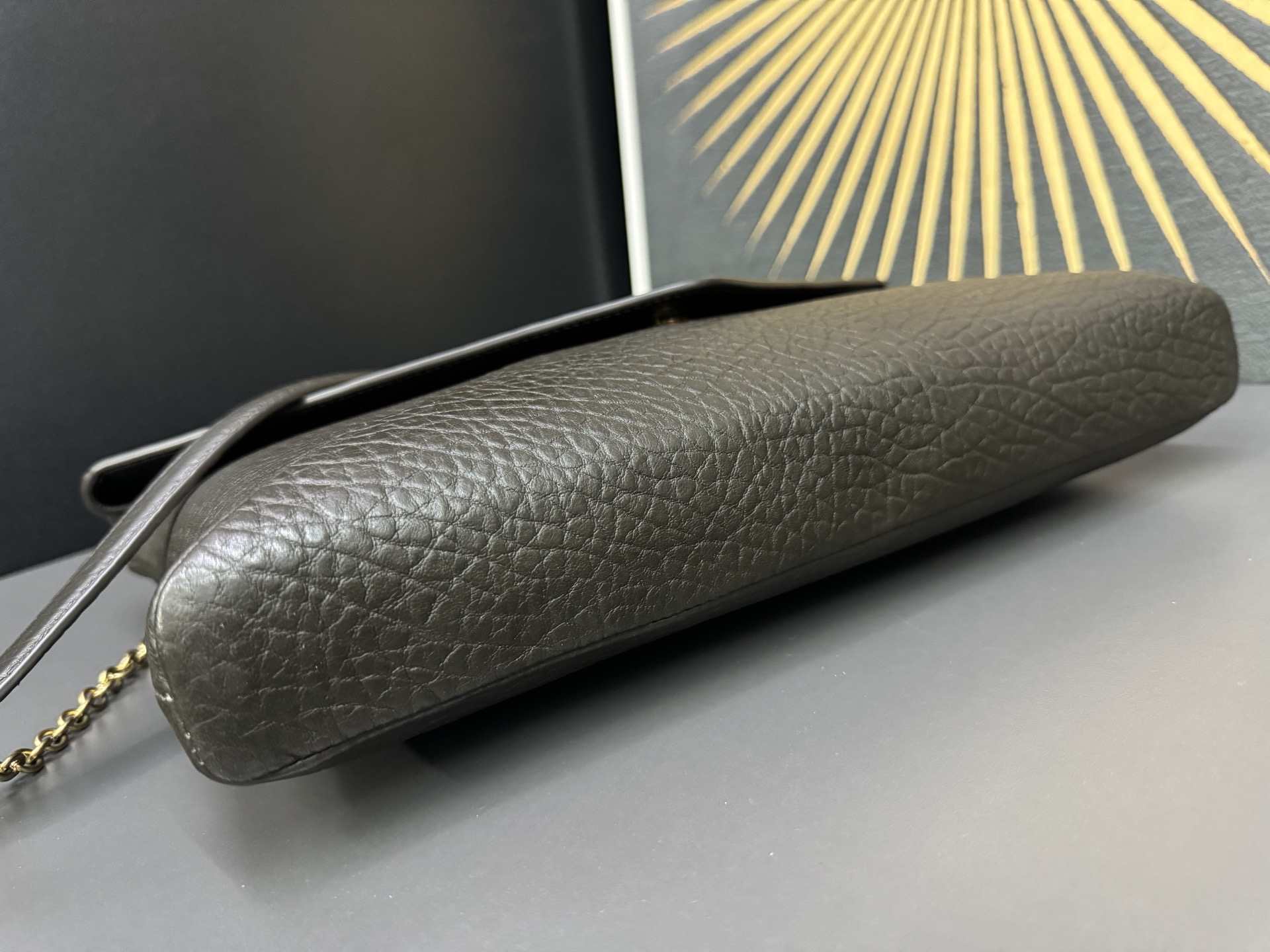 Saint Laurent Cassandra 생로랑 엑스트라 라지 엔벨로프 스타일 숄더/클러치 백 4