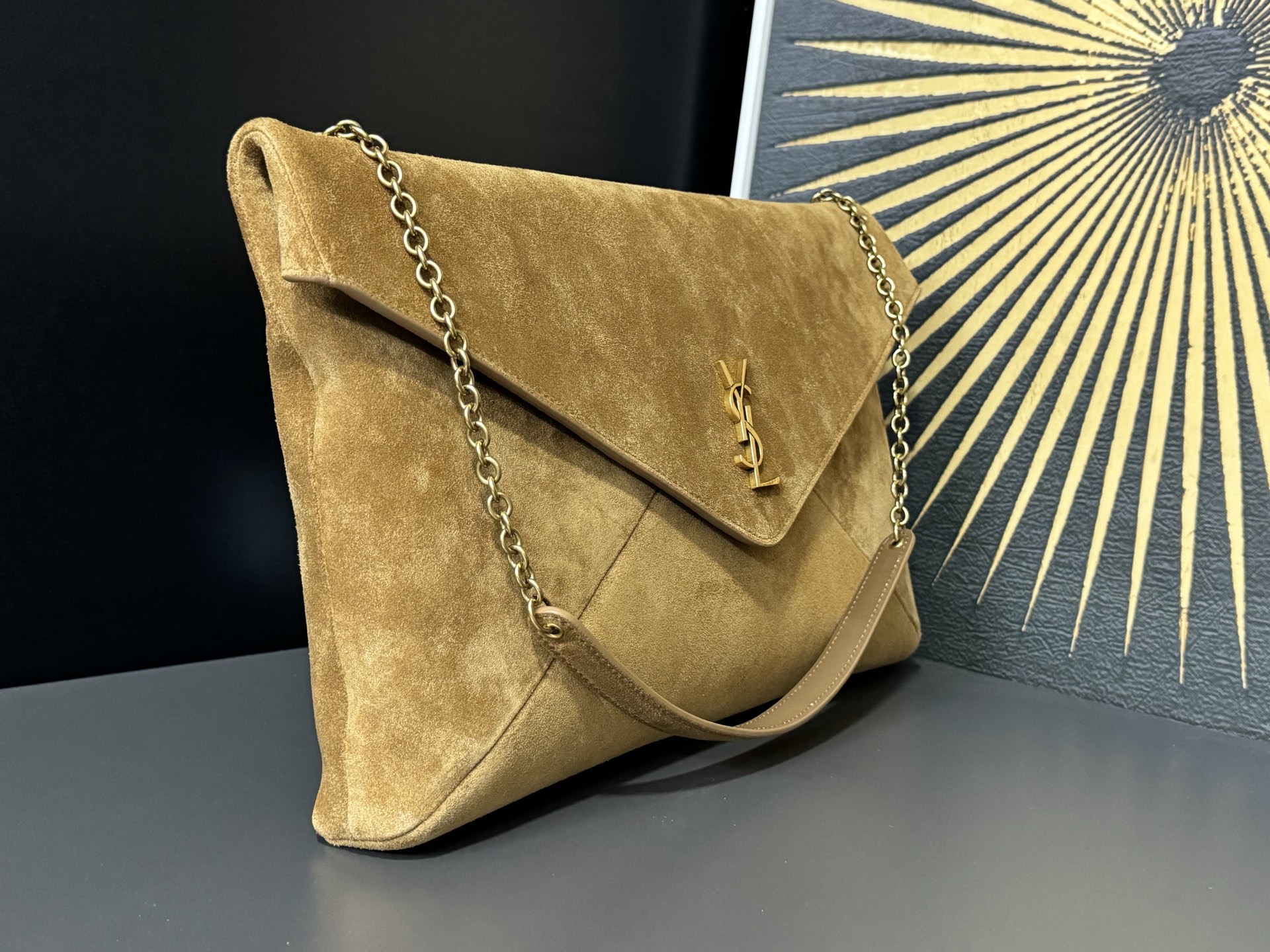 Saint Laurent Cassandra 생로랑 엑스트라 라지 엔벨로프 스타일 숄더/클러치 백 2