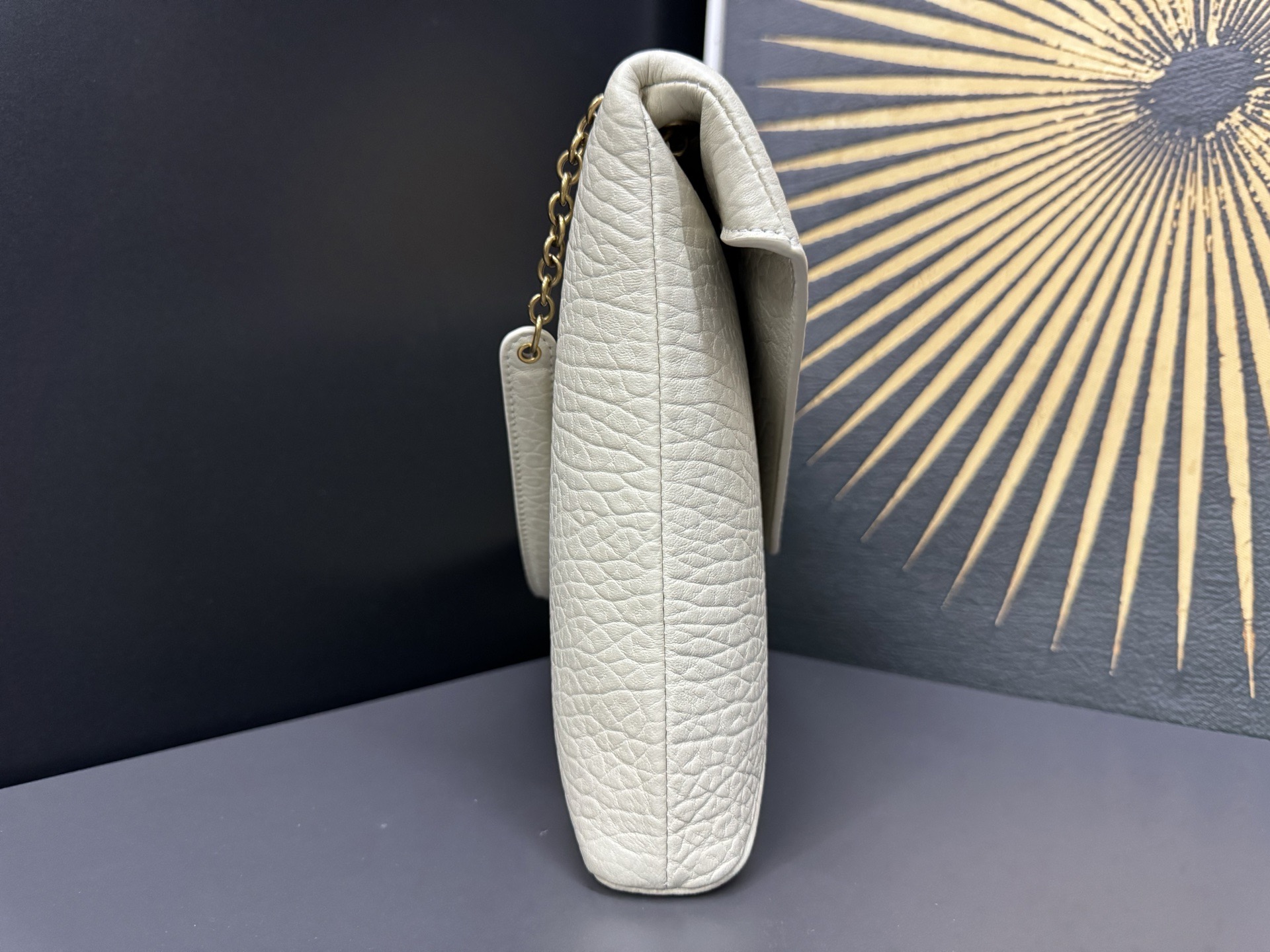 Saint Laurent Cassandra 생로랑 엑스트라 라지 엔벨로프 스타일 숄더/클러치 백 9