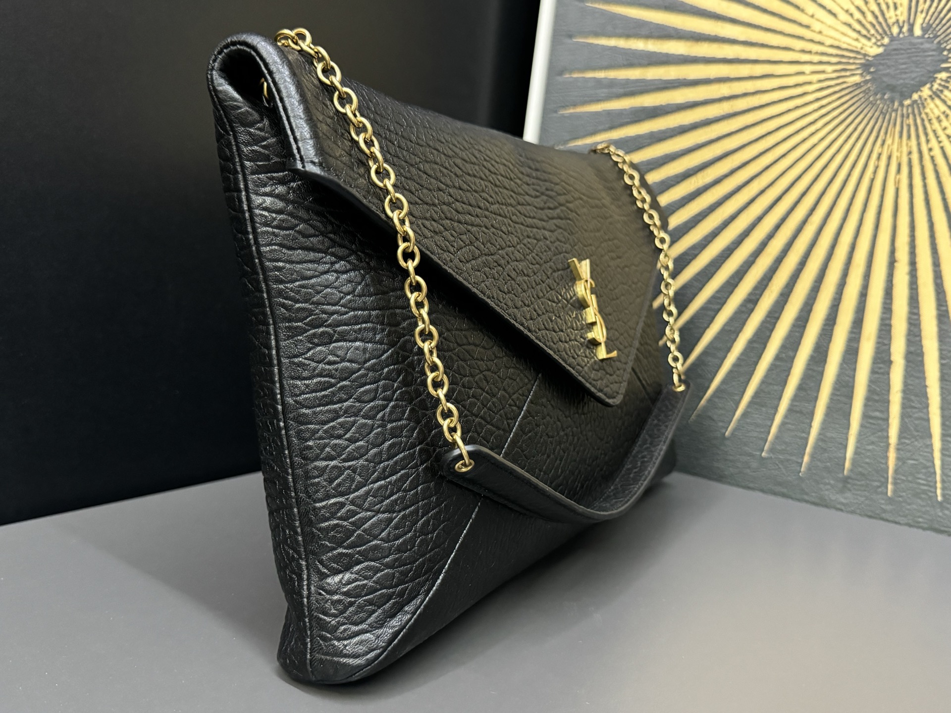 Saint Laurent Cassandra 생로랑 엑스트라 라지 엔벨로프 스타일 숄더/클러치 백 2