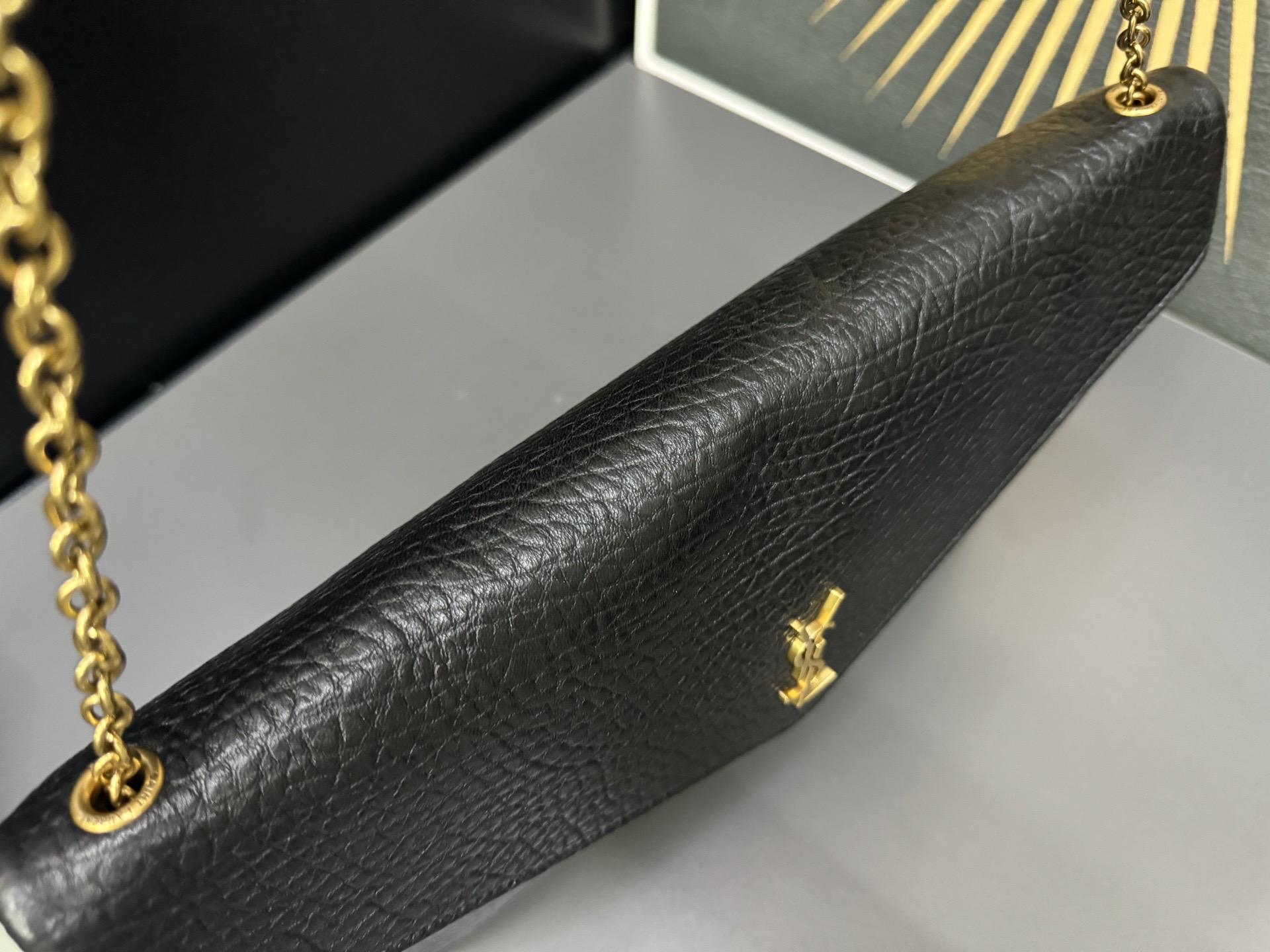 Saint Laurent Cassandra 생로랑 엑스트라 라지 엔벨로프 스타일 숄더/클러치 백 5