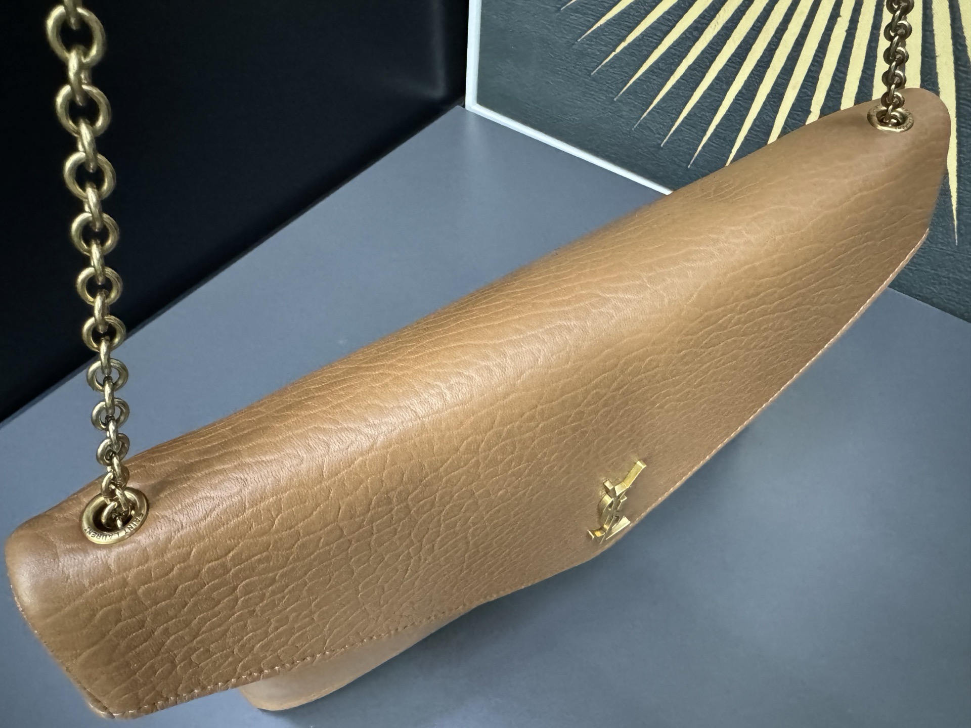 Saint Laurent Cassandra 생로랑 엑스트라 라지 엔벨로프 스타일 숄더/클러치 백 5