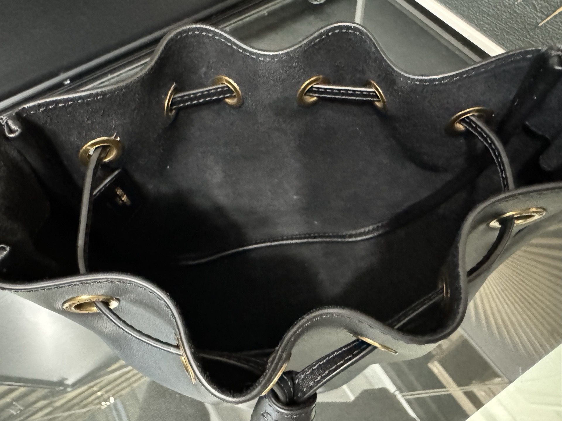 SAINT LAURENT Supple Bucket 생로랑 미니 버킷백 840888 7