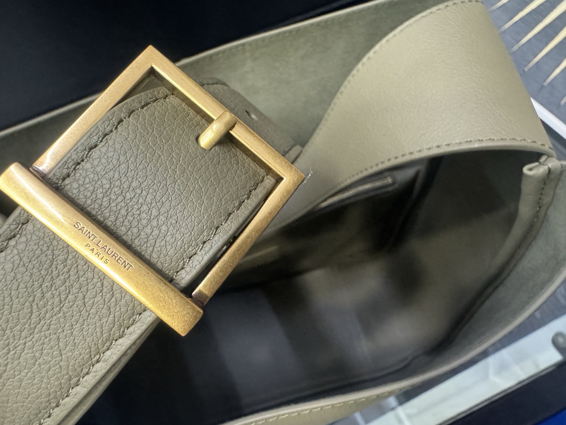 Saint Laurent Le 5 À 7 Supple Large 생로랑 LE5A7 라지 사이즈 숄더/토트백 9