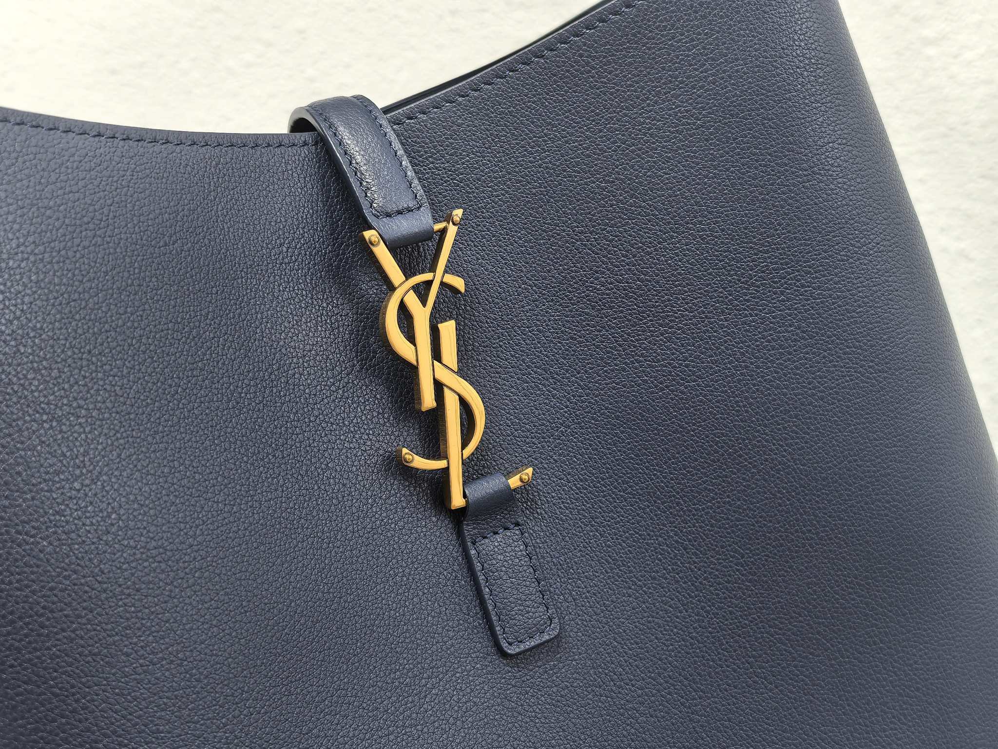 Saint Laurent Le 5 À 7 Supple Large 생로랑 LE5A7 라지 사이즈 숄더/토트백 6