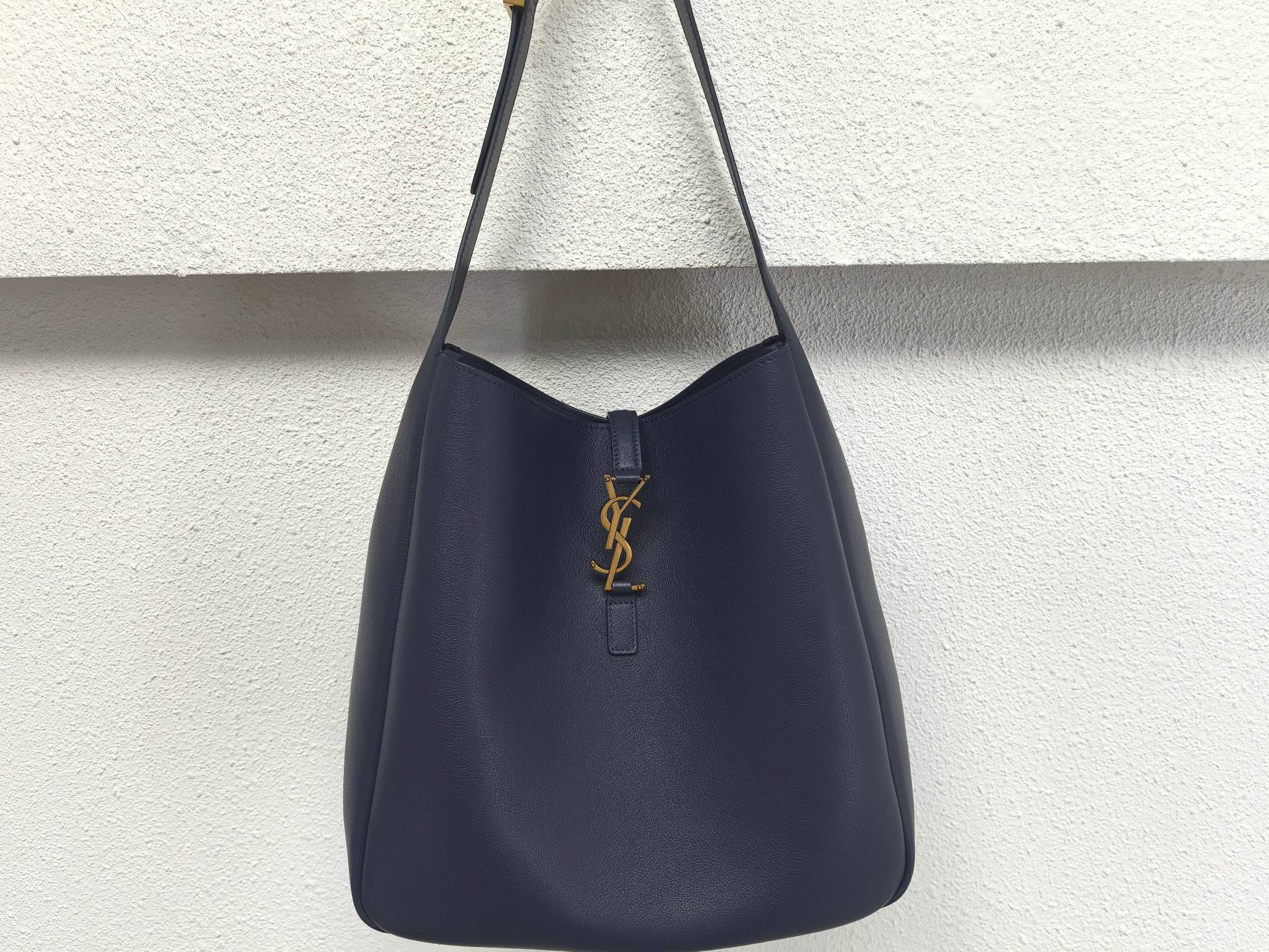 Saint Laurent Le 5 À 7 Supple Large 생로랑 LE5A7 라지 사이즈 숄더/토트백 9