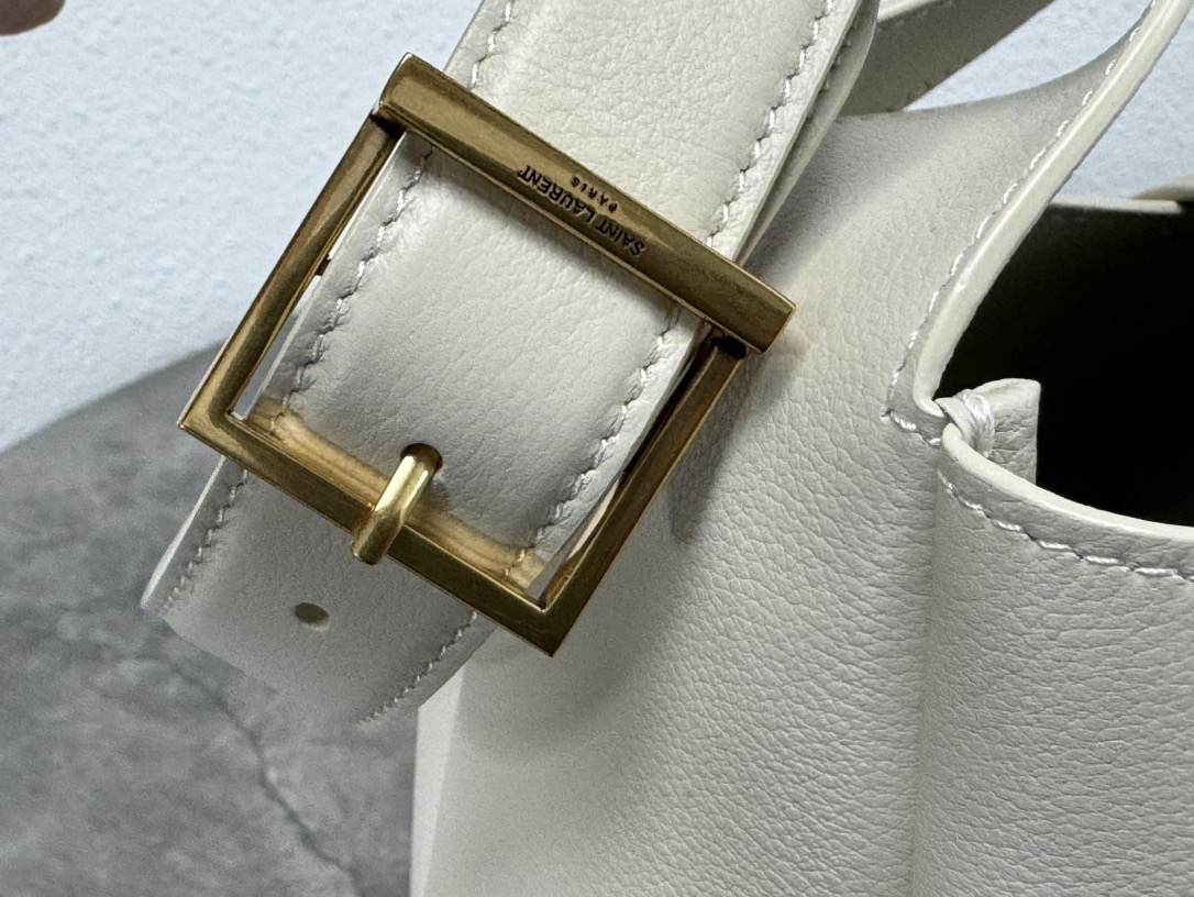 Saint Laurent Le 5 À 7 Supple Large 생로랑 LE5A7 라지 사이즈 숄더/토트백 8