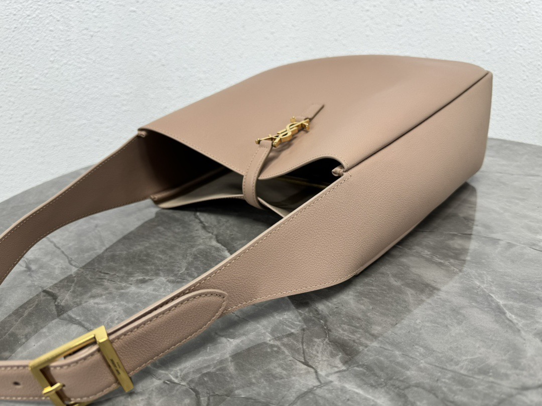 Saint Laurent Le 5 À 7 Supple Large 생로랑 LE5A7 라지 사이즈 숄더/토트백 4