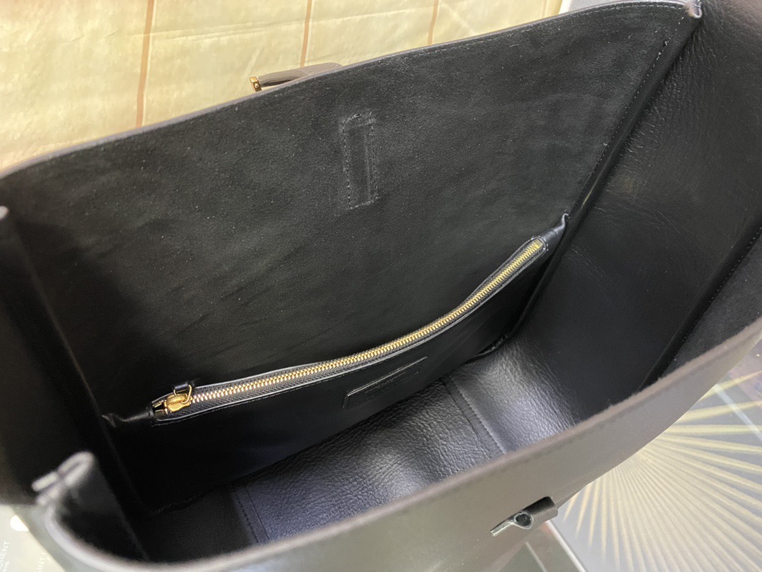 Saint Laurent Le 5 À 7 Supple Large 생로랑 LE5A7 라지 사이즈 숄더/토트백 6