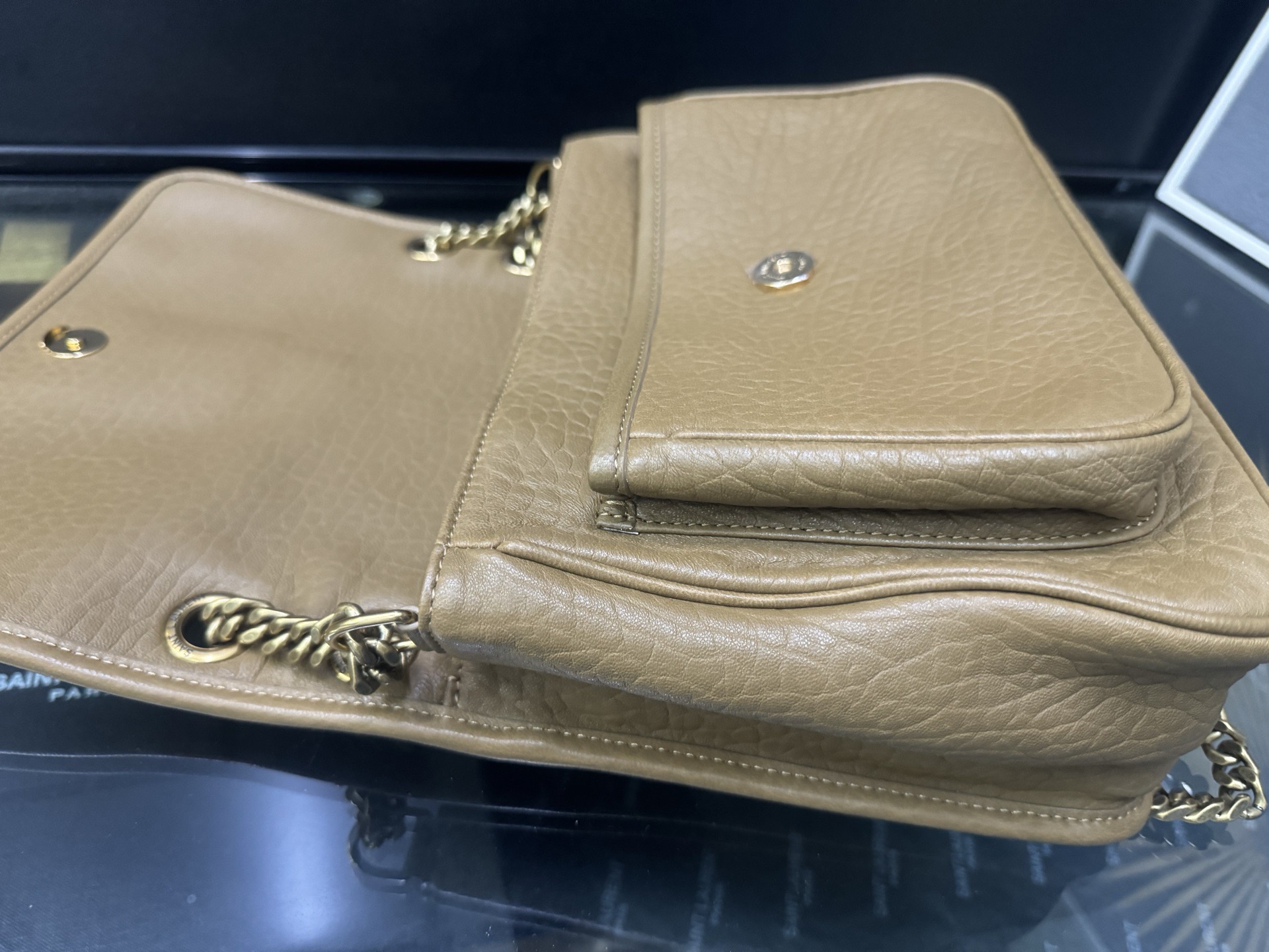 Saint Laurent Niki Medium Shoulder 생로랑 니키라인 숄더백/크로스백 7