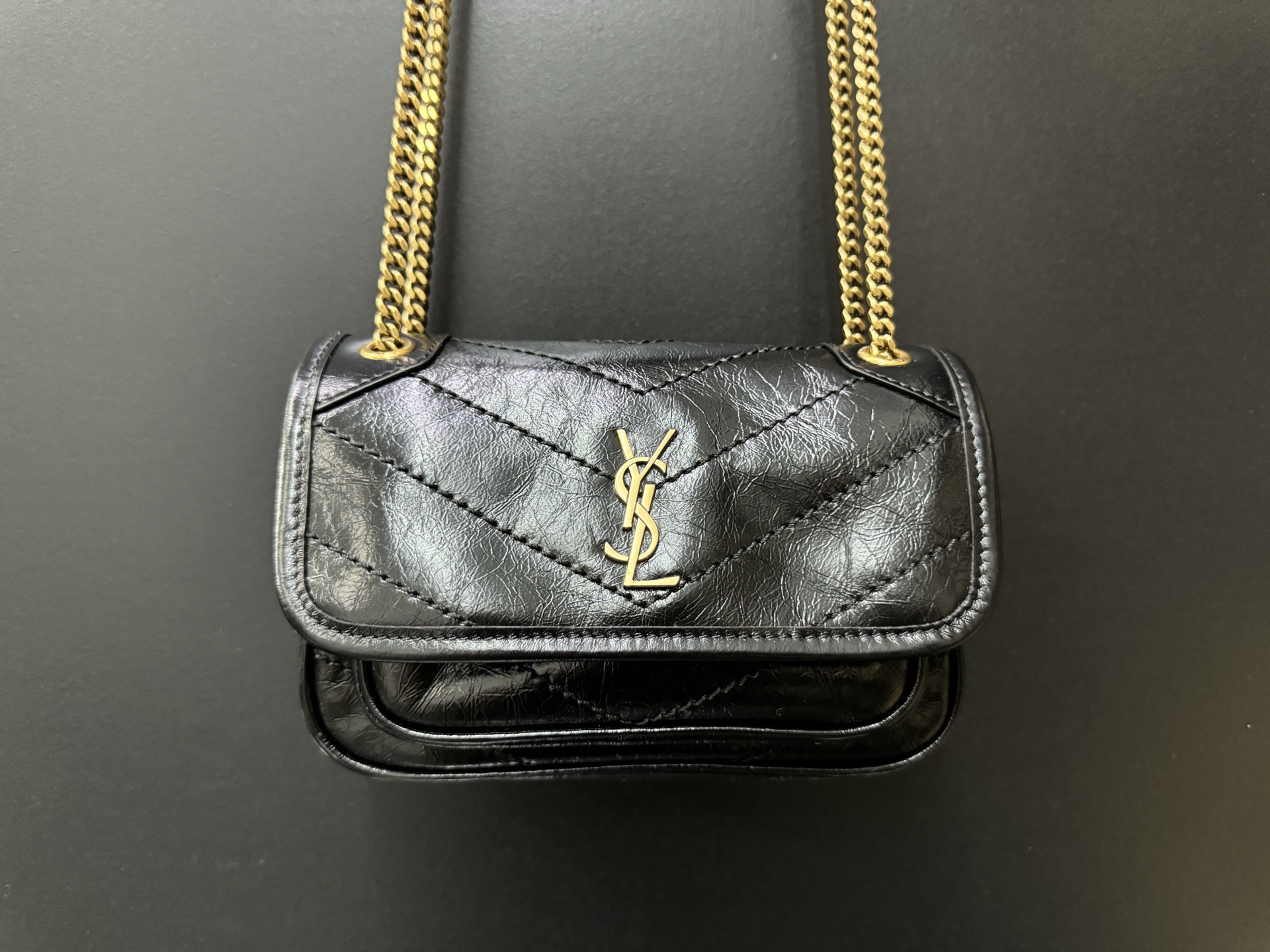 Saint Laurent Niki Mini 생로랑 니키 그레인 램스킨 미니 백 9