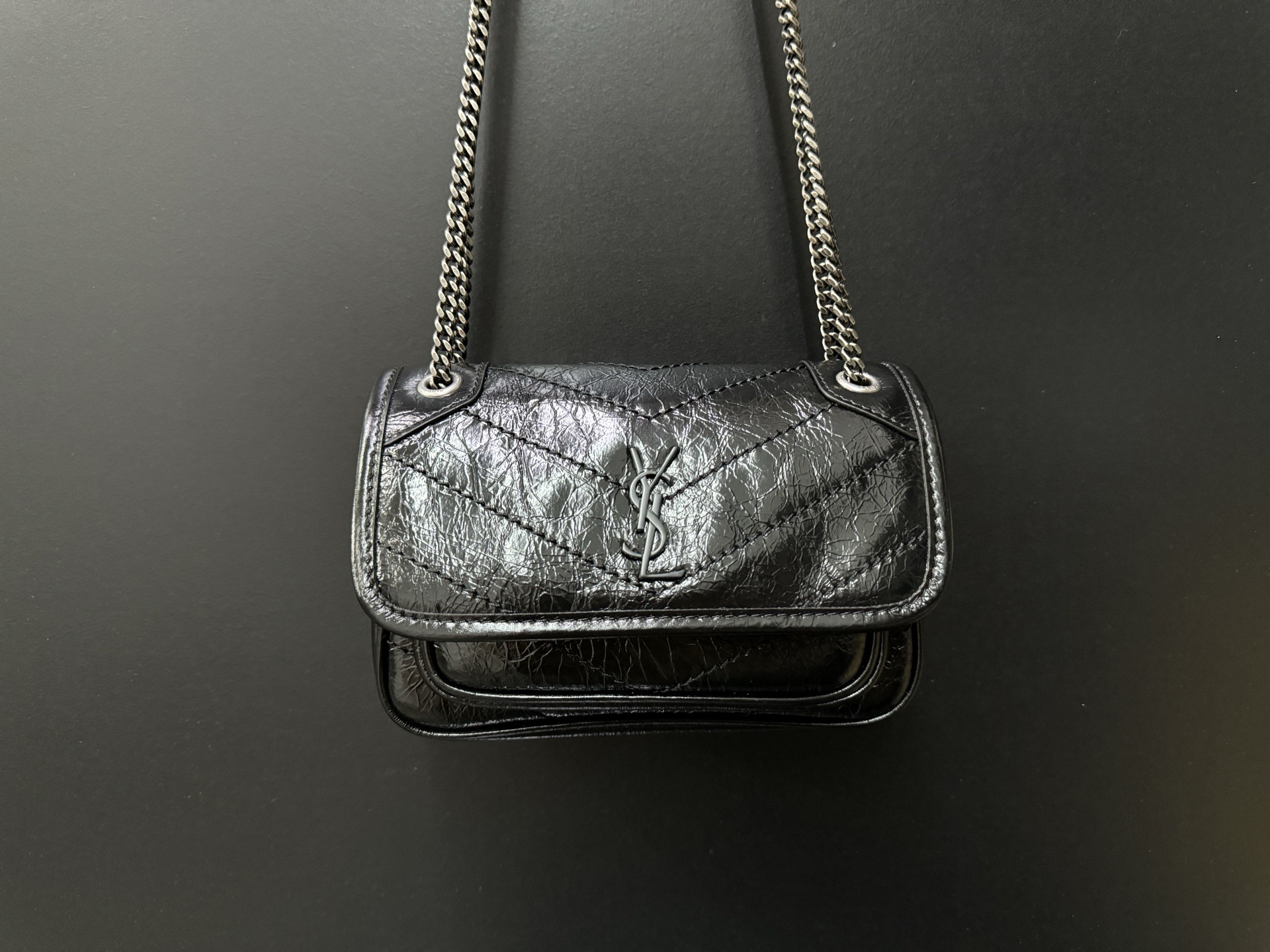 Saint Laurent Niki Mini 생로랑 니키 그레인 램스킨 미니 백 9