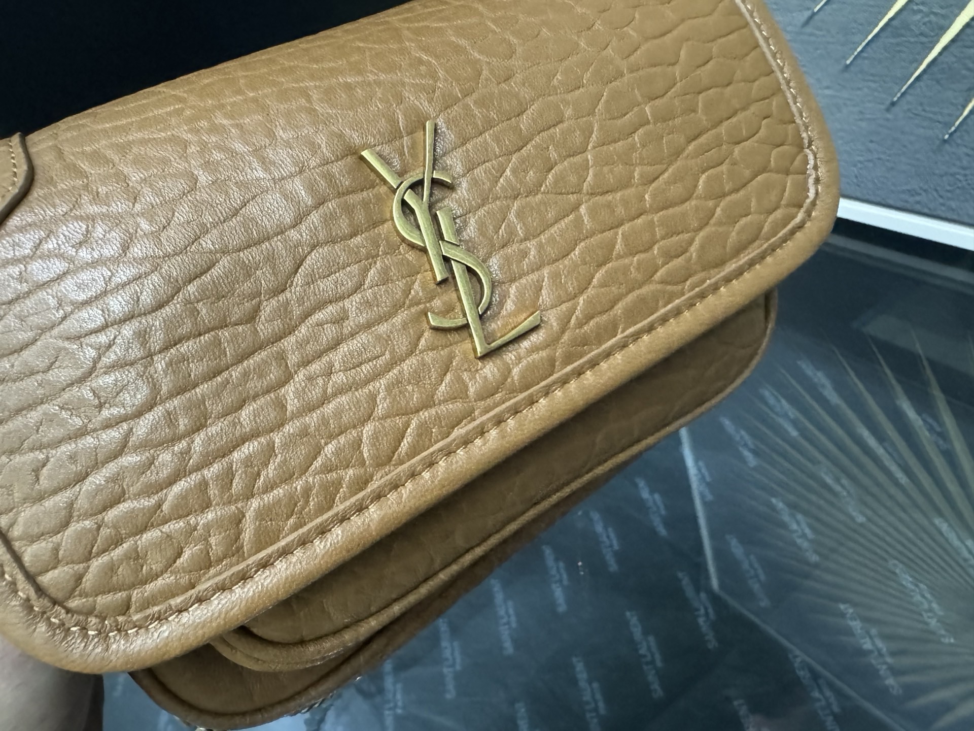 Saint Laurent Niki Mini 생로랑 니키 그레인 램스킨 미니 백 8