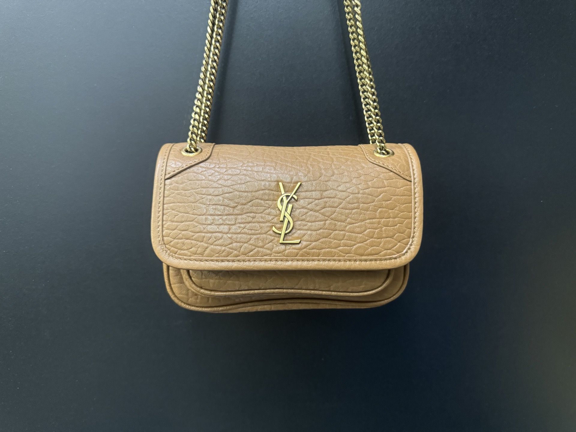 Saint Laurent Niki Mini 생로랑 니키 그레인 램스킨 미니 백 9