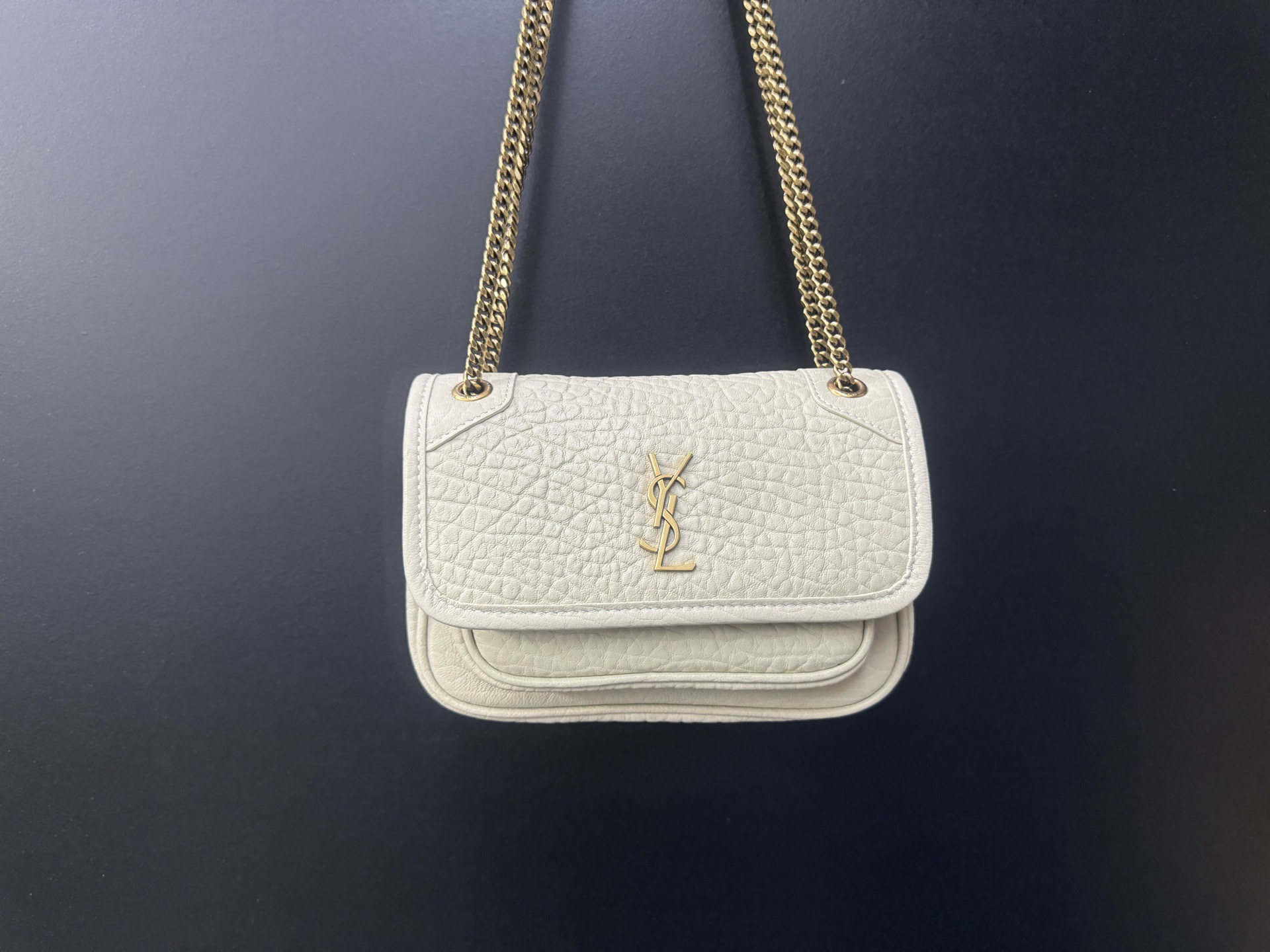 Saint Laurent Niki Mini 생로랑 니키 그레인 램스킨 미니 백 16