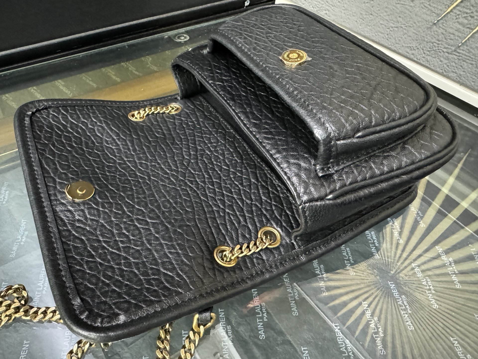 Saint Laurent Niki Mini 생로랑 니키 그레인 램스킨 미니 백 5