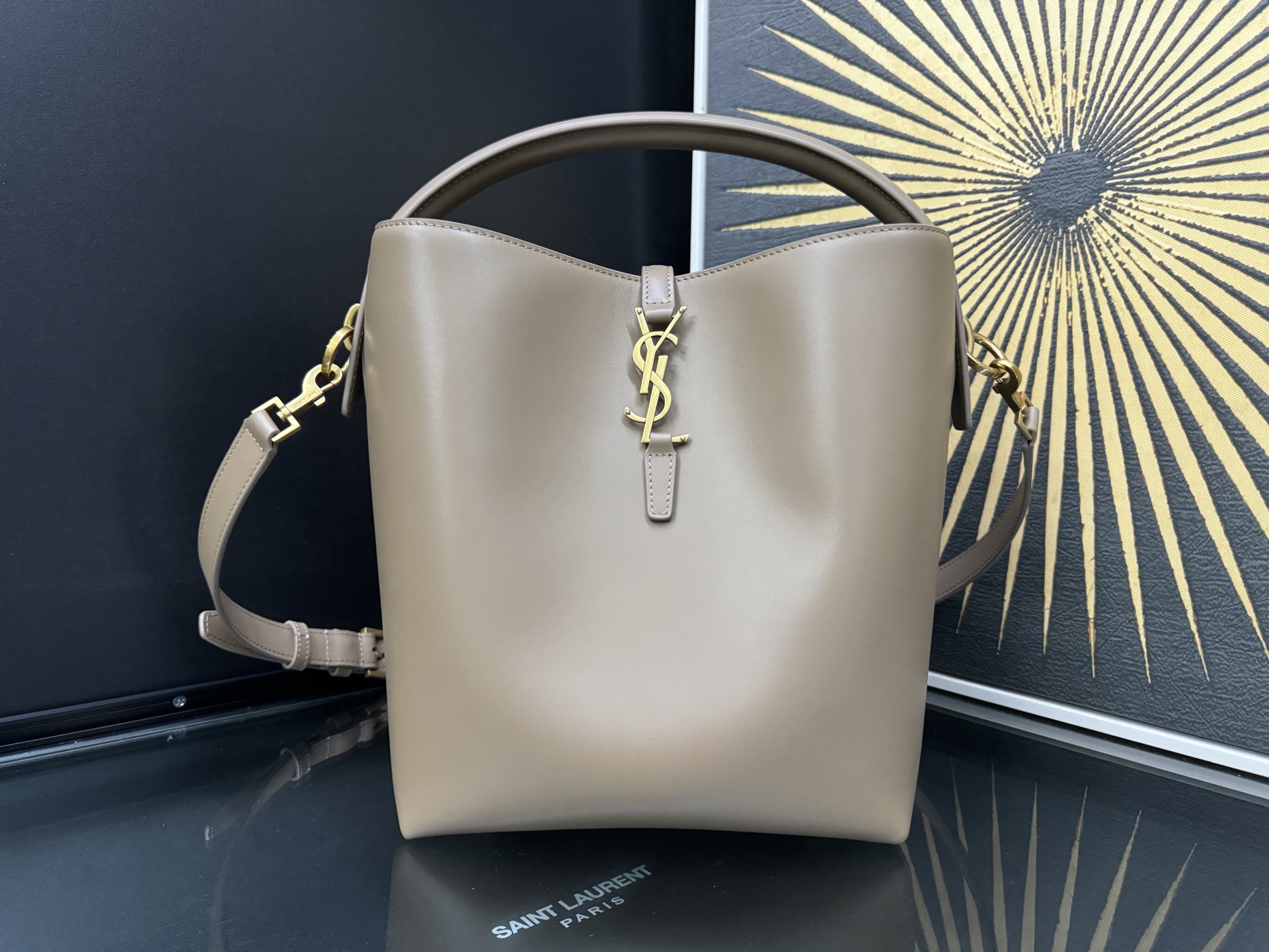 Saint Laurent Le 37 생로랑 Le 37 버킷 숄더/토트백 2