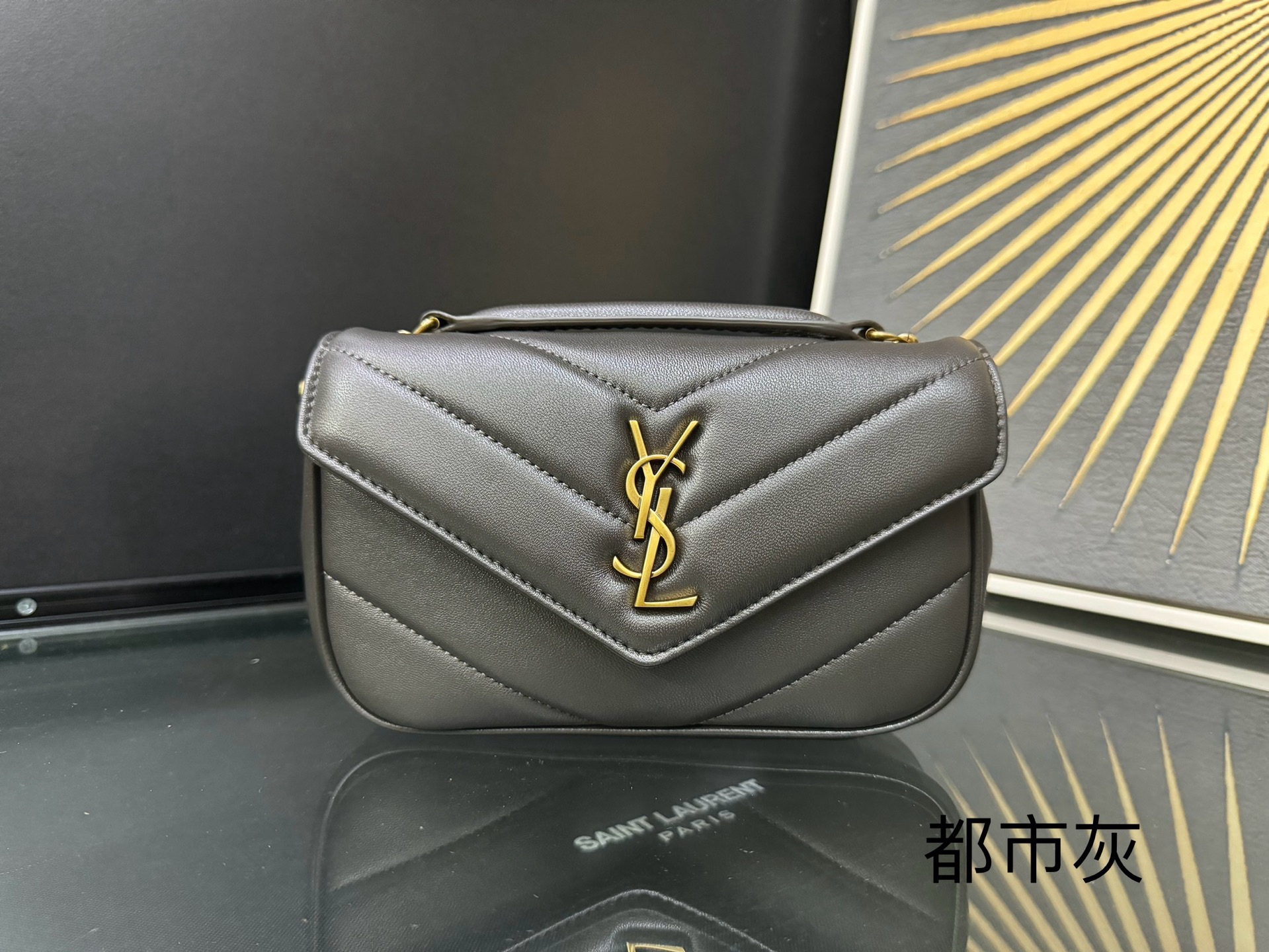 SAINT LAURENT LouLou Toy 생로랑 루루 토이 체인백 20cm 821749 1