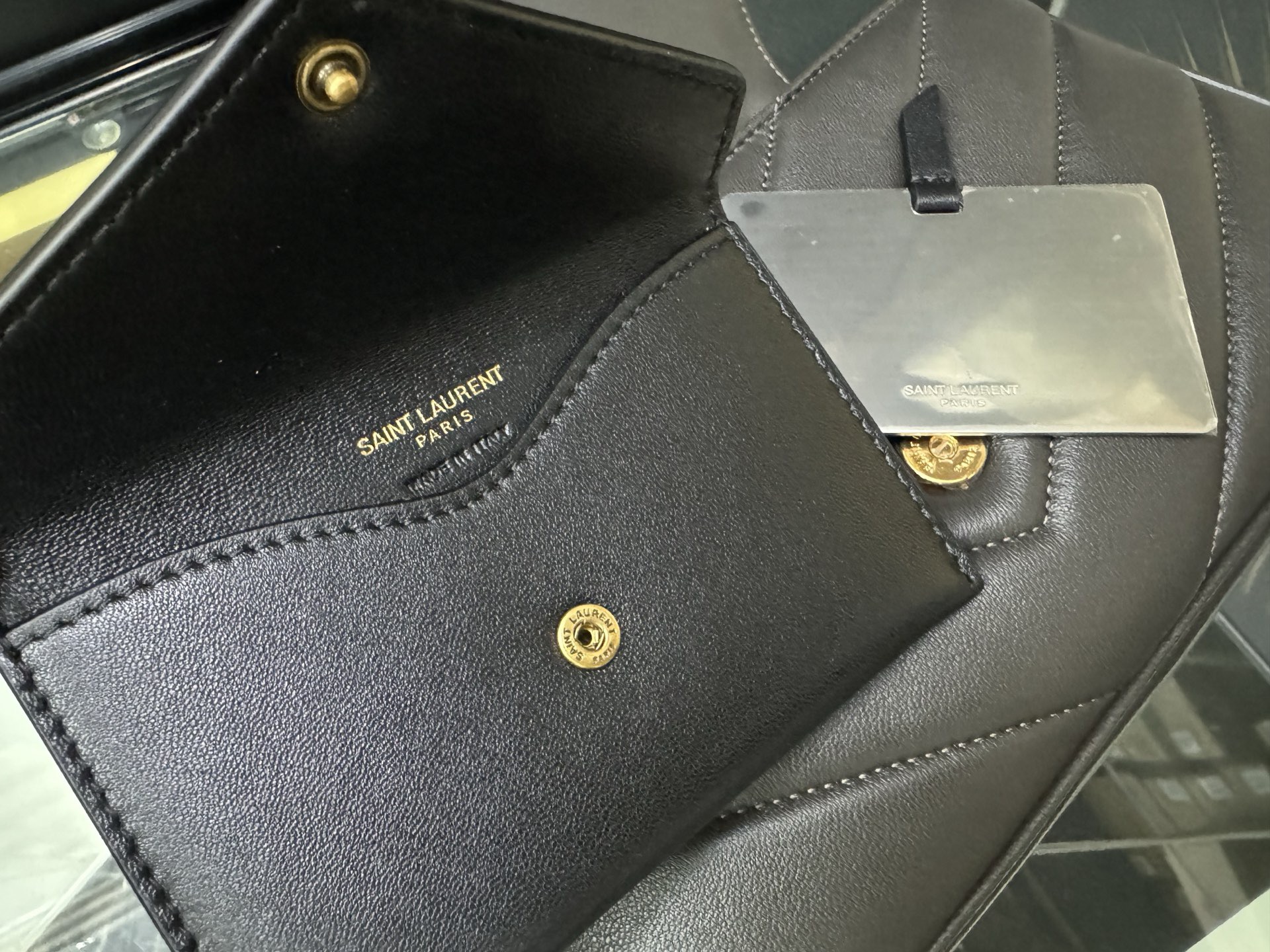 Saint Laurent Loulou Small 생로랑 루루 스몰 숄더백 8